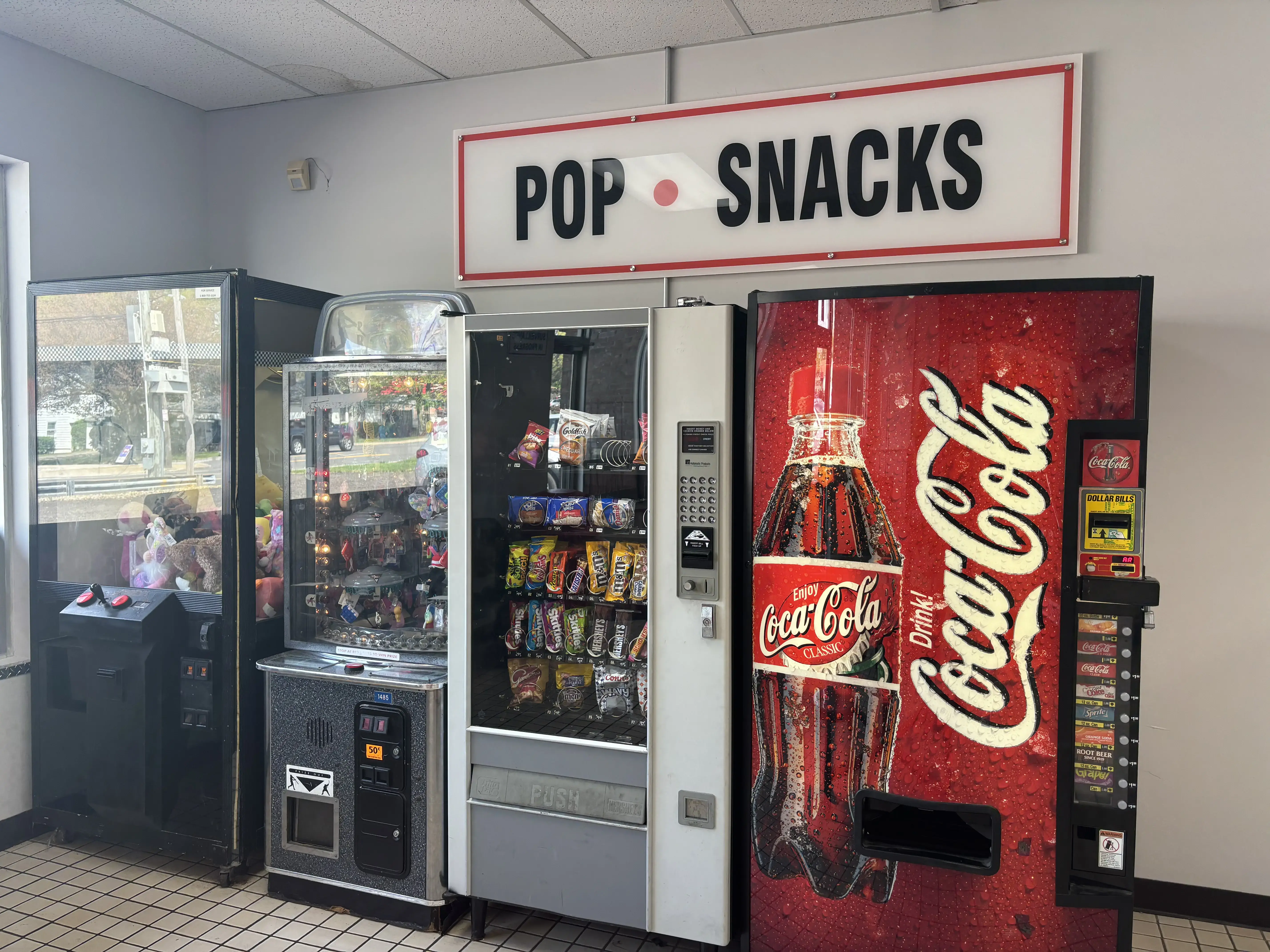 Sophie’s Laundromat thumbnail 5