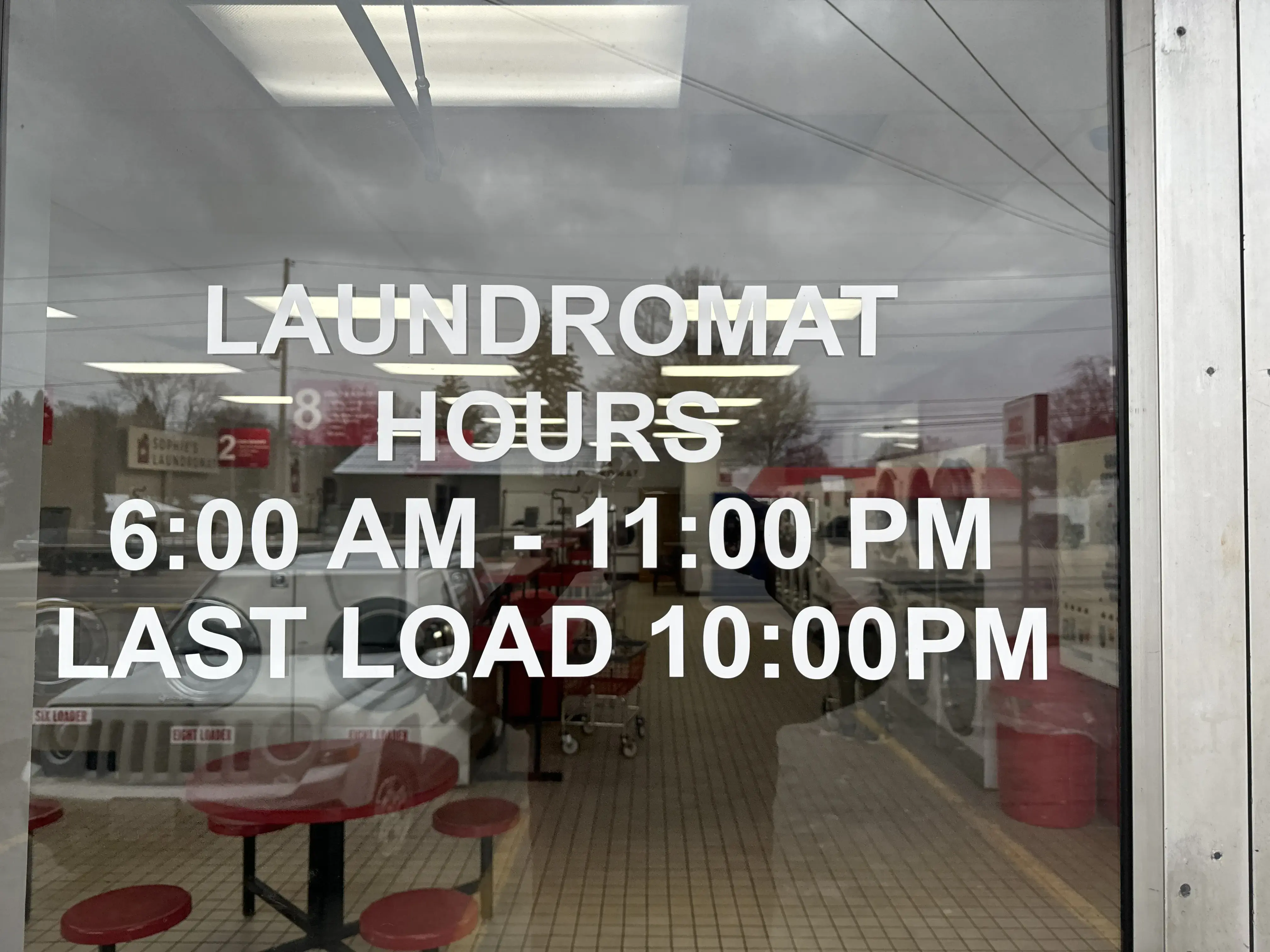 Sophie’s Laundromat thumbnail 15