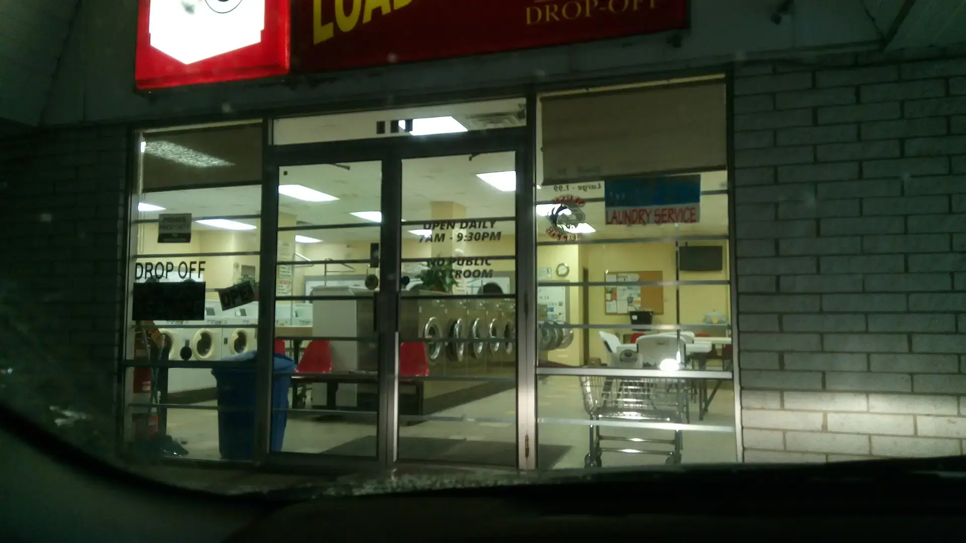 Sophie's Laundromat thumbnail 6