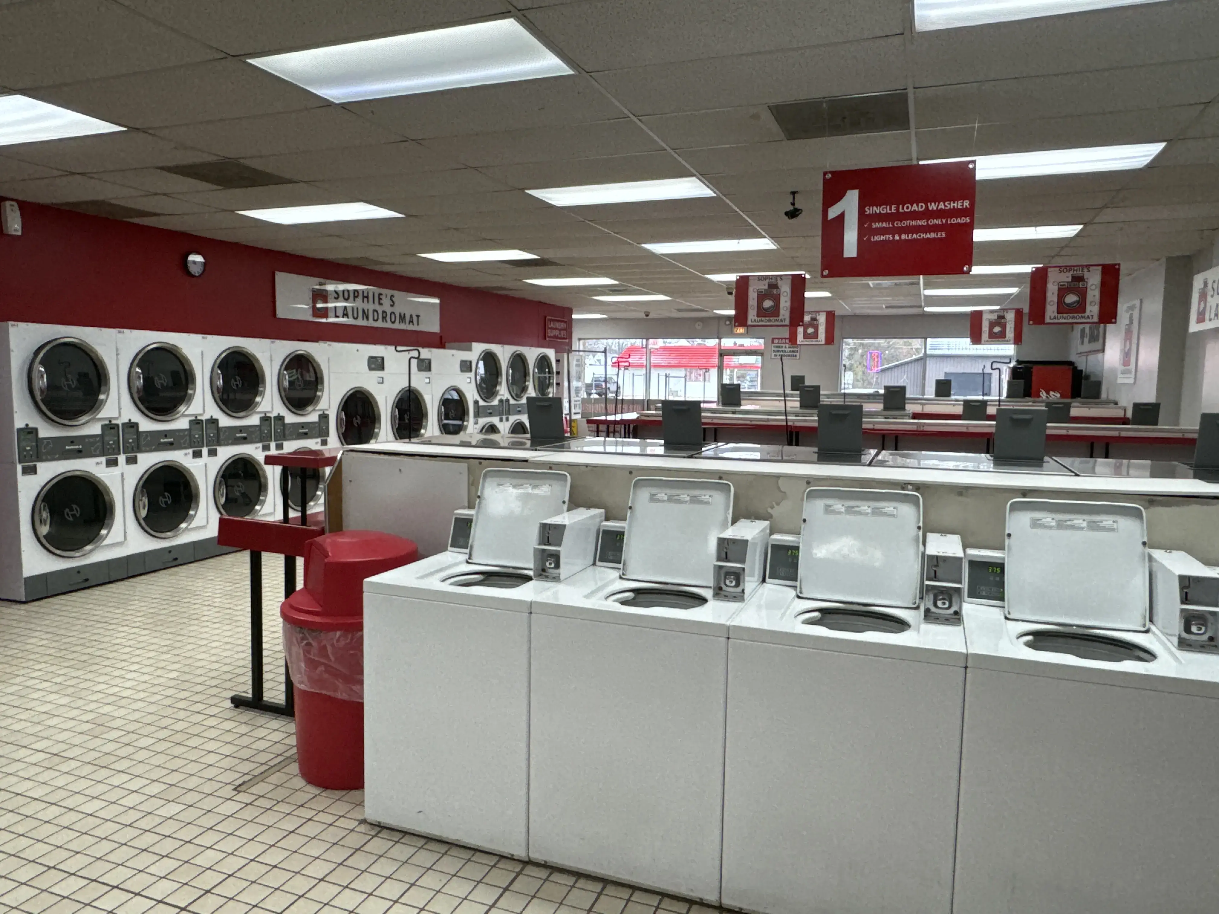 Sophie’s Laundromat - Image 17