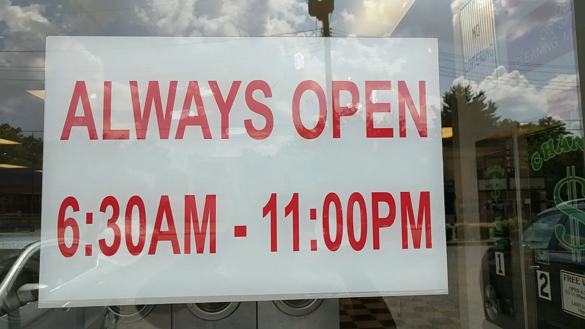 Sophie's Laundromat - Image 10