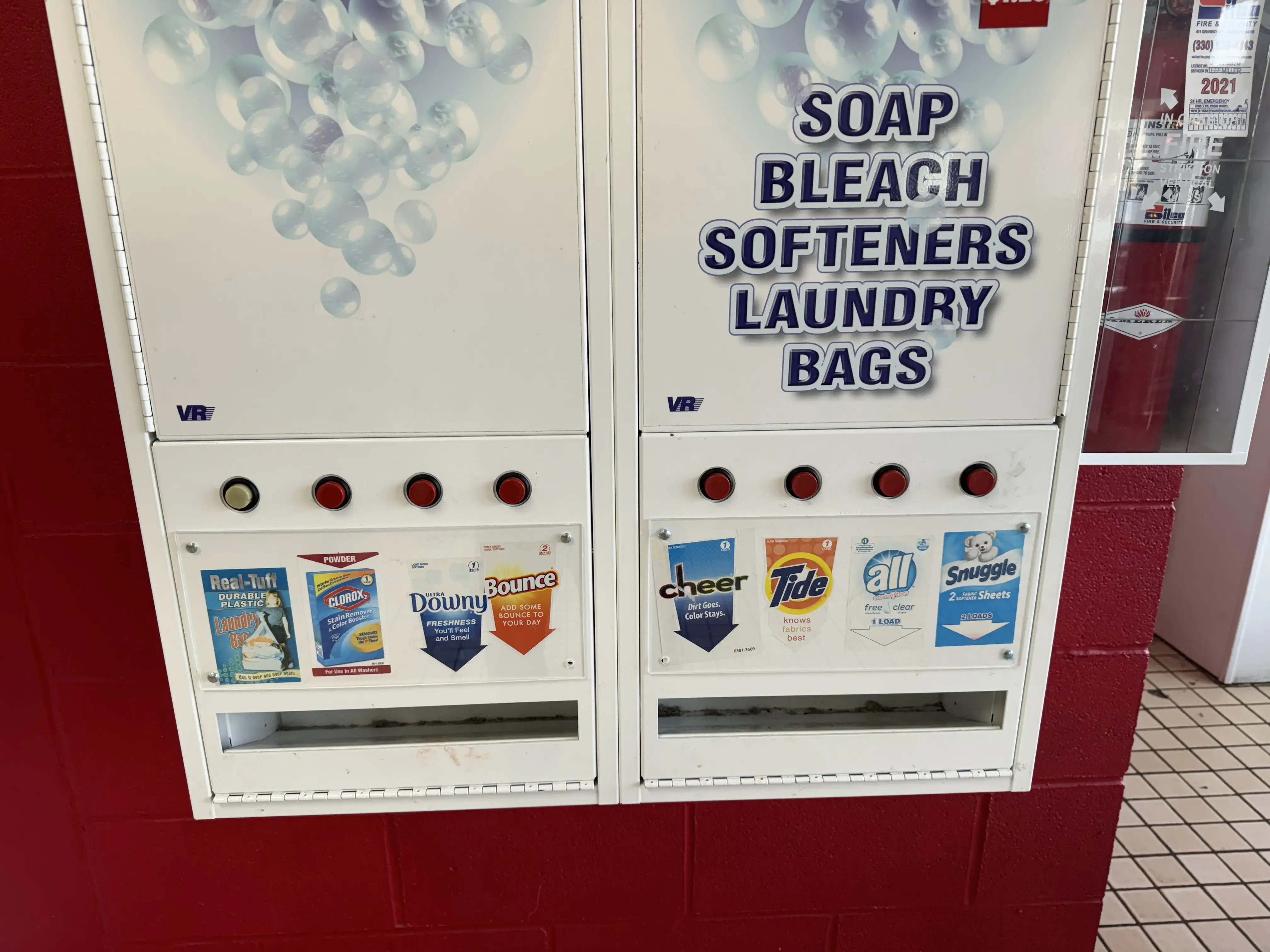 Sophie’s Laundromat thumbnail 4