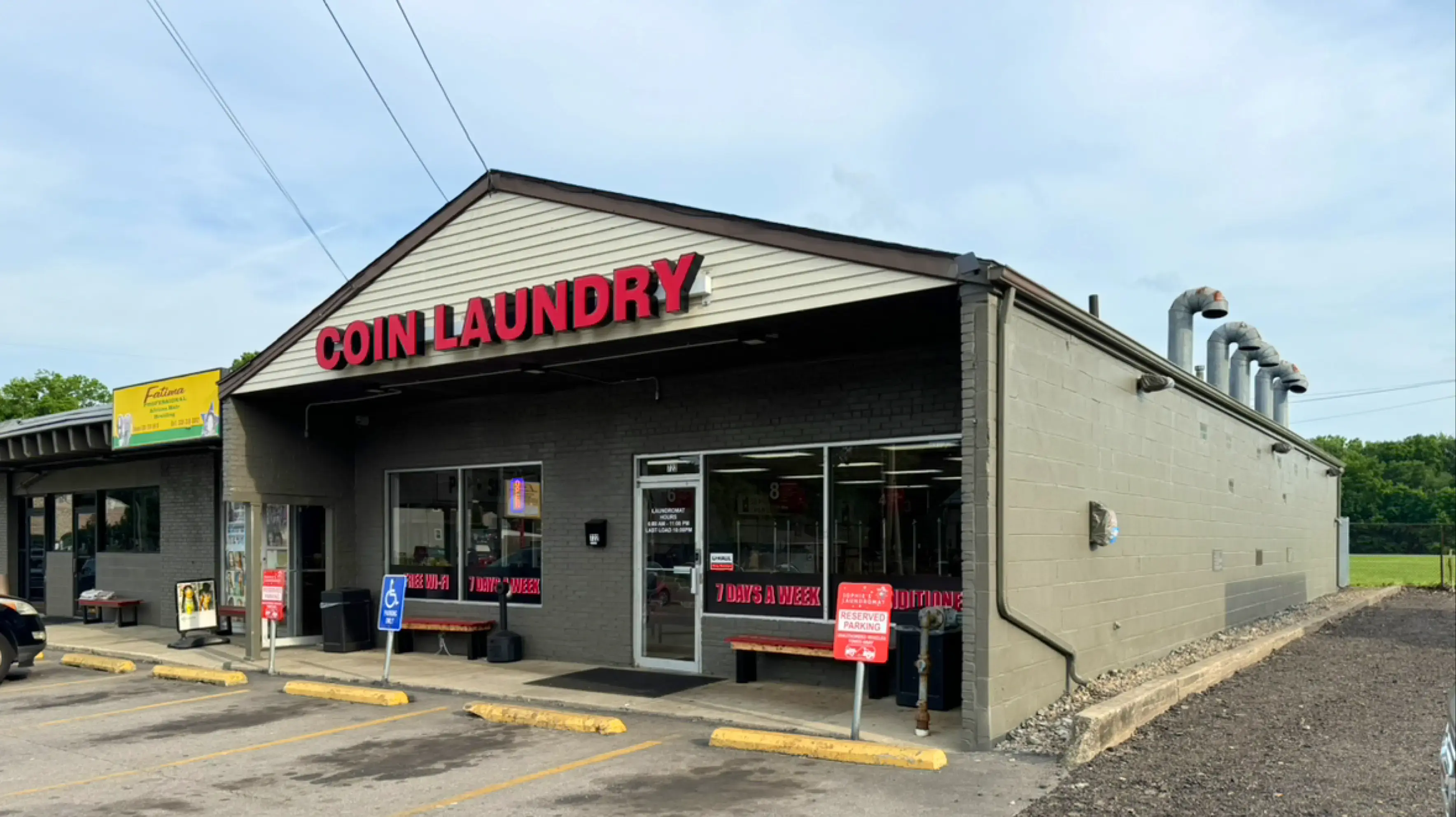Sophie’s Laundromat thumbnail 2