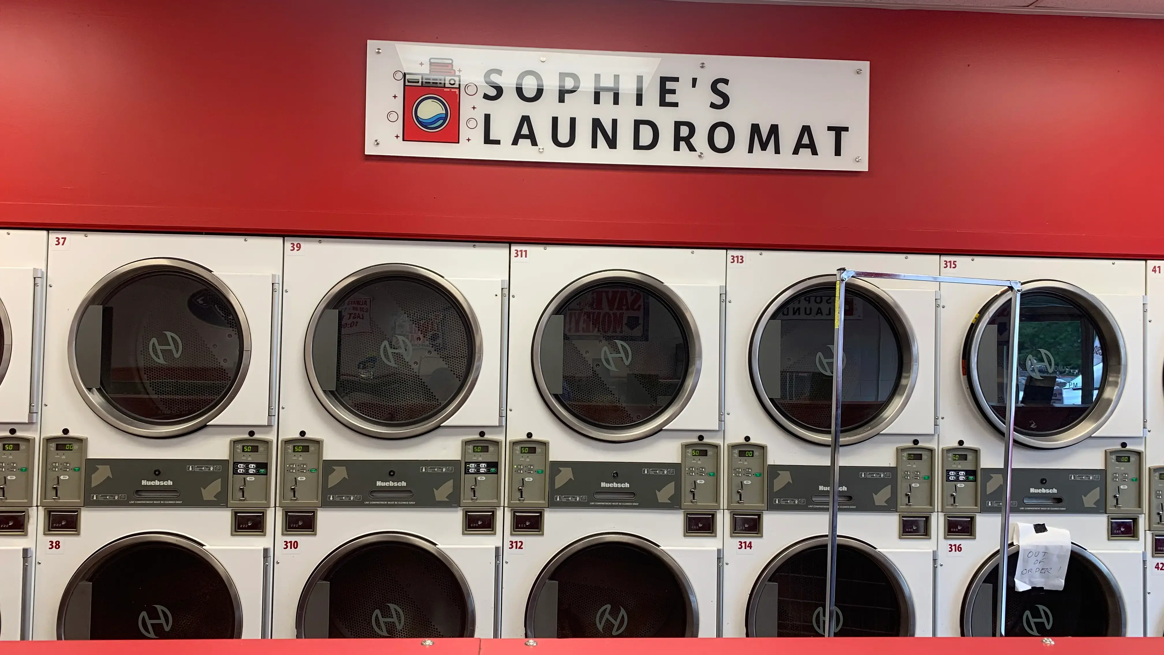 Sophie’s Laundromat thumbnail 1