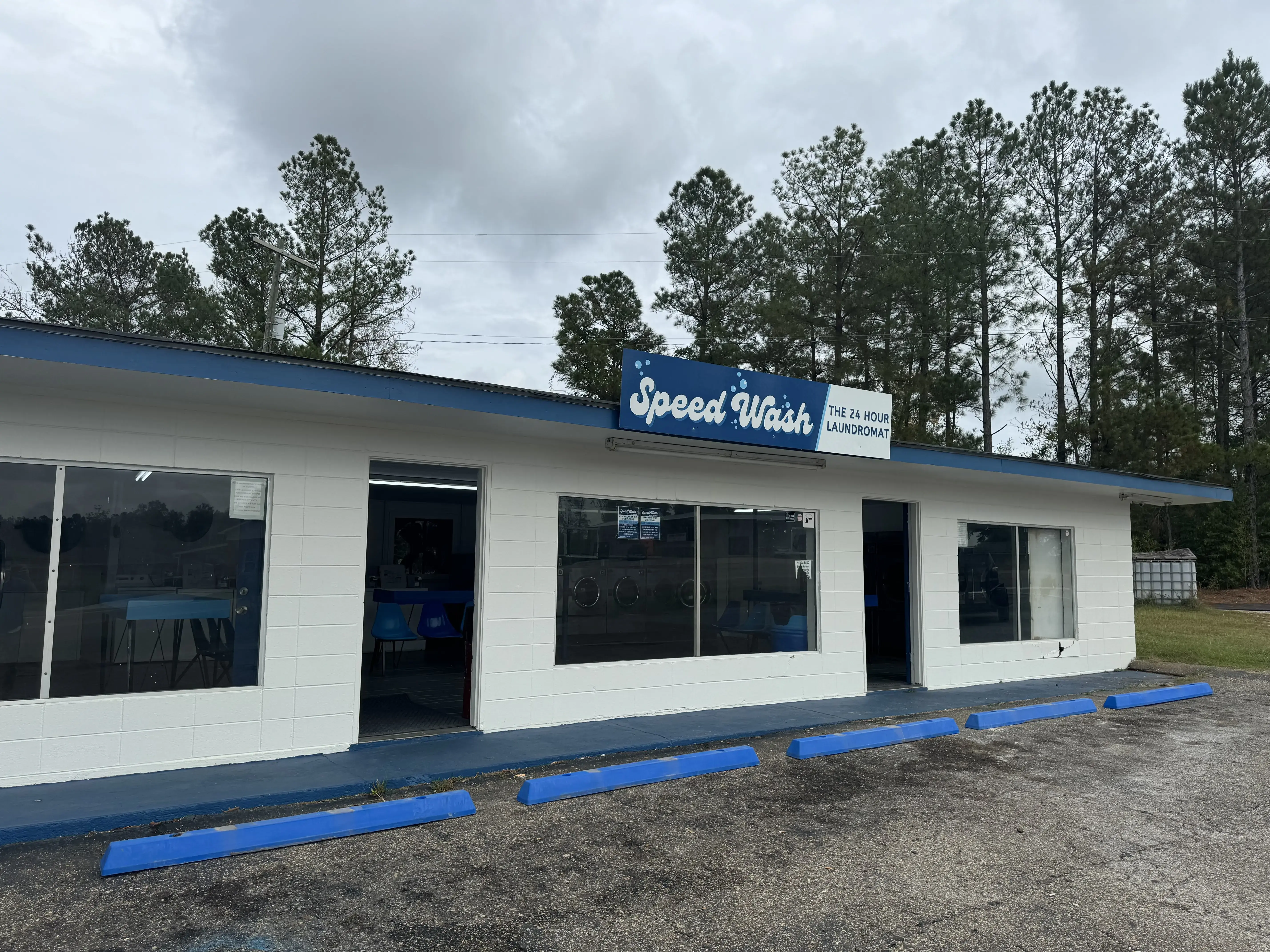 Soso Speed Wash - The 24 Hour Laundromat location
