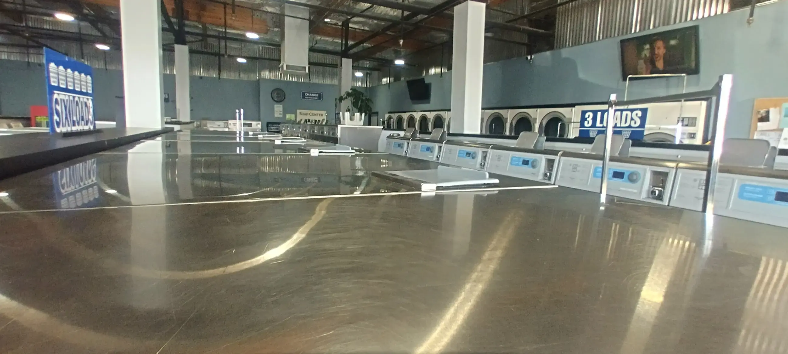 South Bay Coin Laundry thumbnail 16