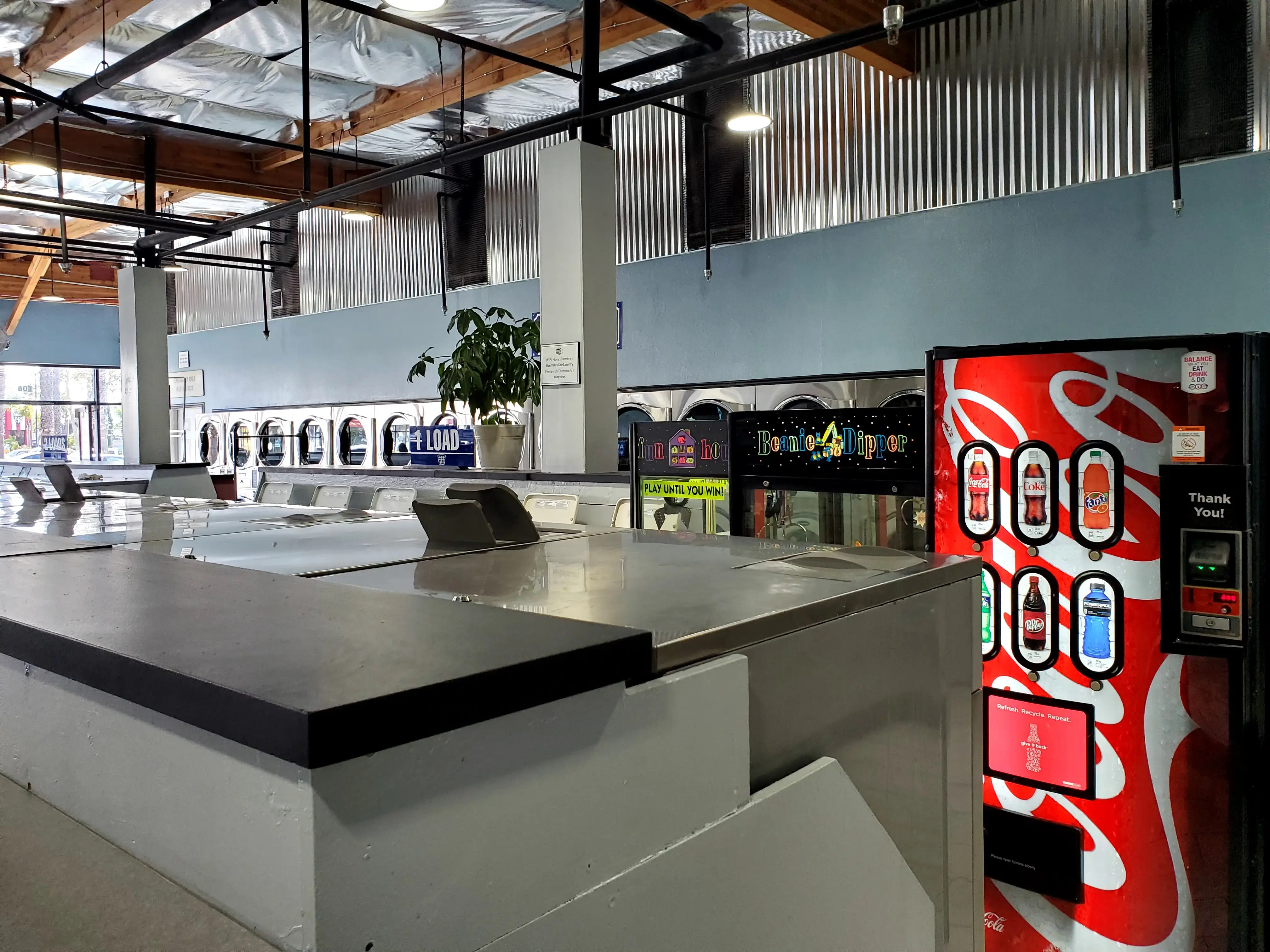 South Bay Coin Laundry - Image 3