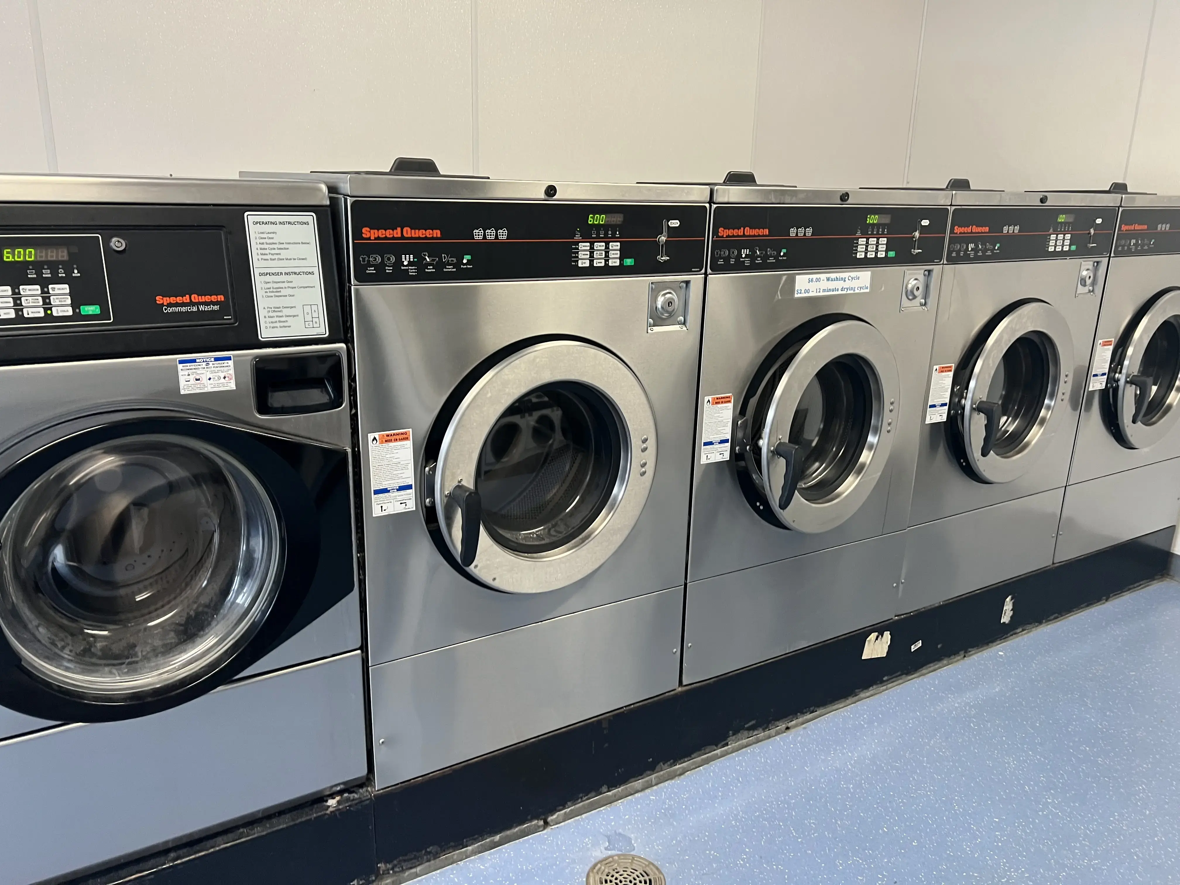 South harbor Laundromat and bath house thumbnail 4