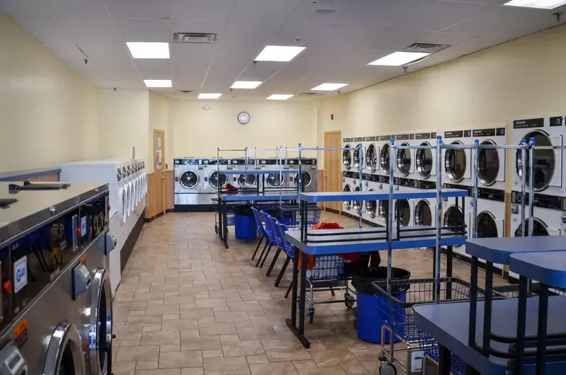 South Main Superwash Self-Serve Laundromat - Image 17