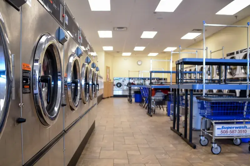 South Main Superwash Self-Serve Laundromat - Image 19