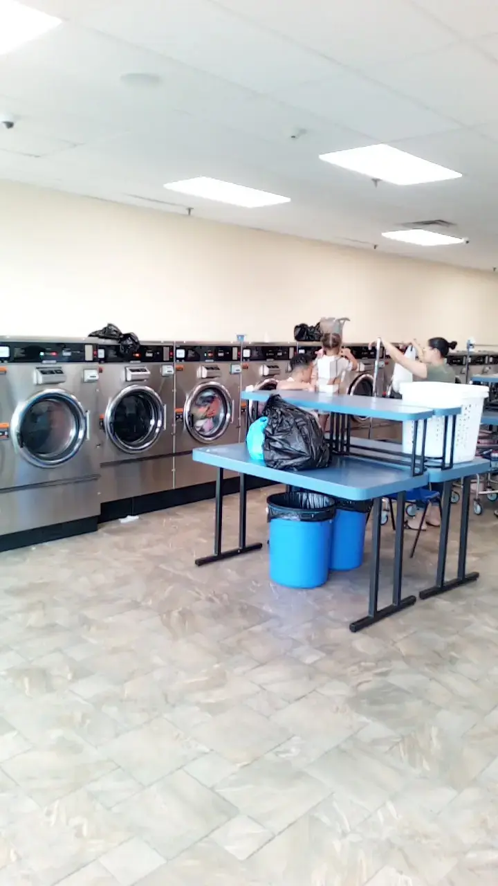 South Main Superwash Self-Serve Laundromat thumbnail 12