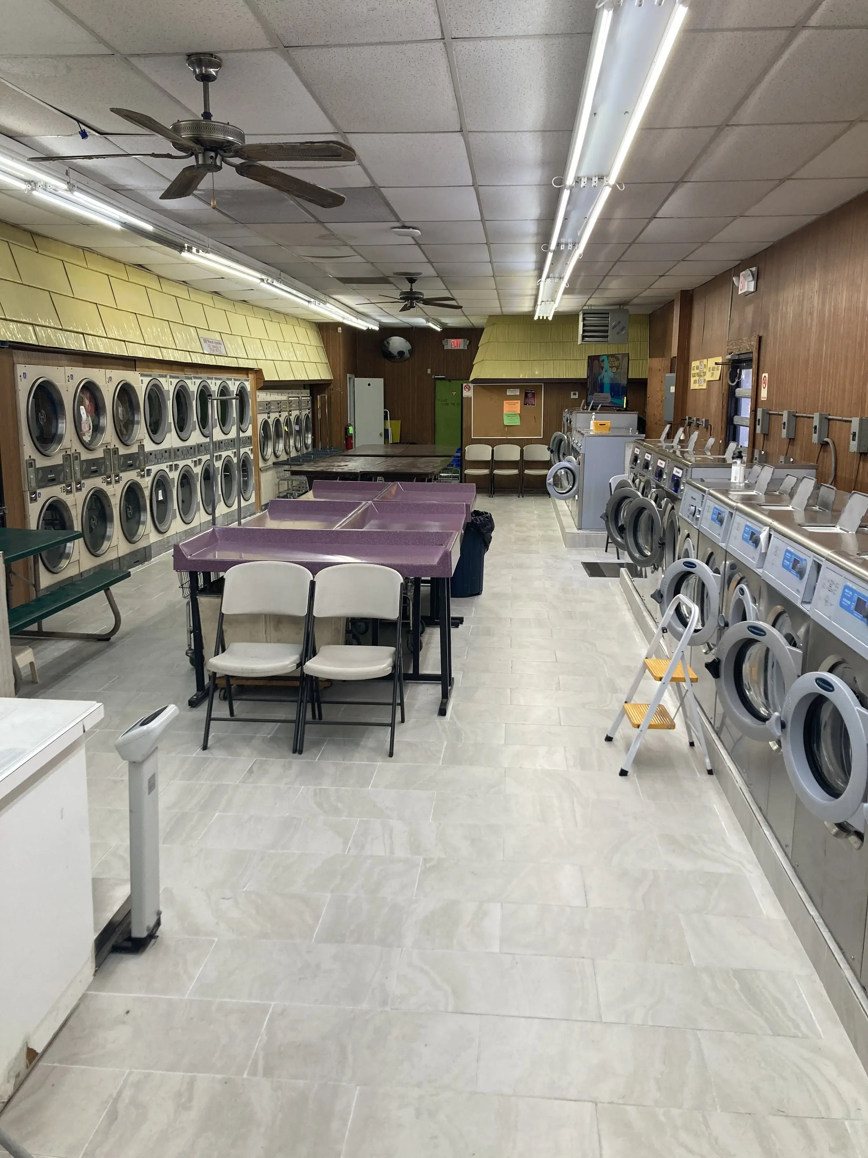 South Orange Laundromat Wash & Fold - Image 7