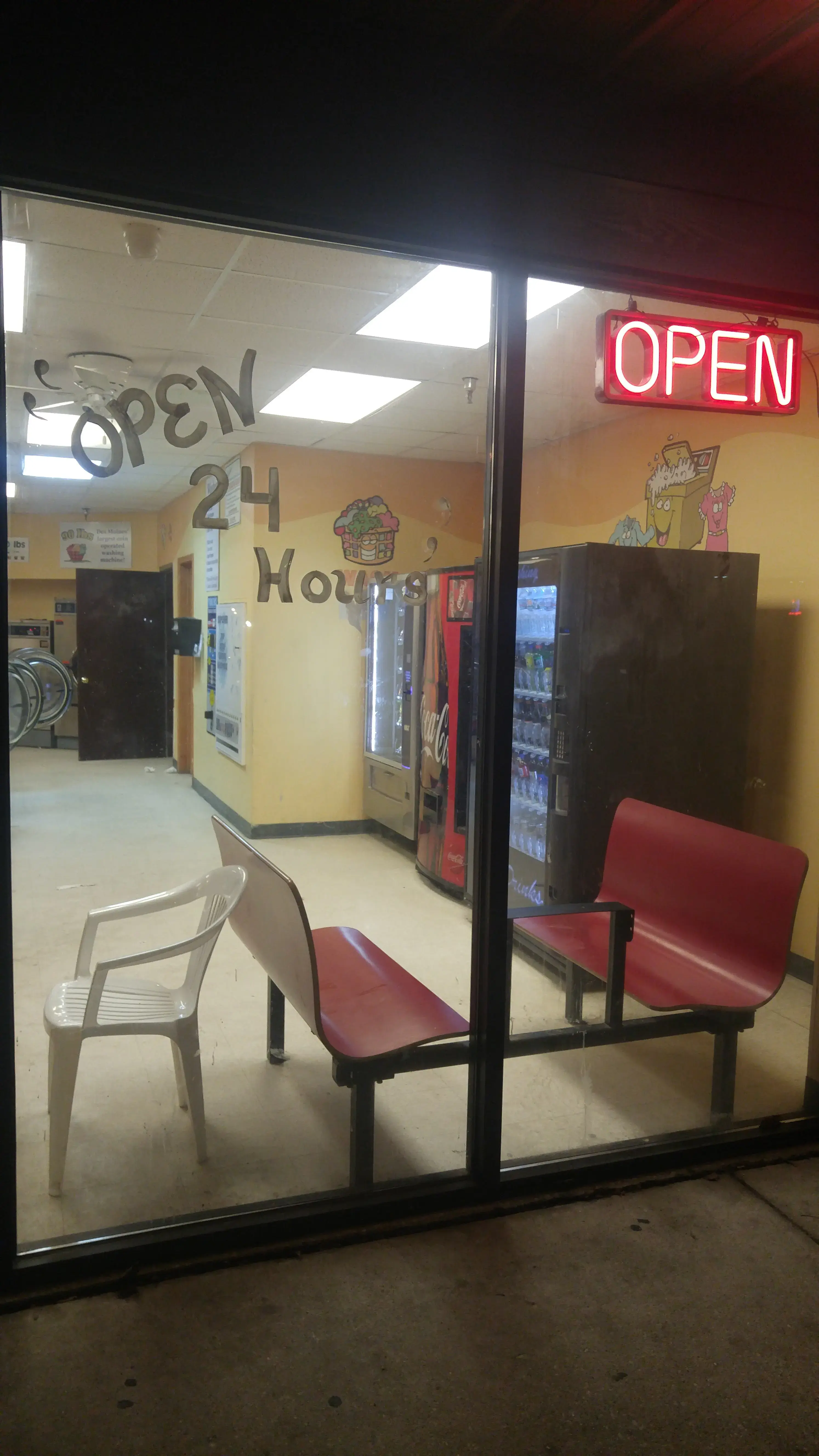 South Park Coin Laundry - Image 14