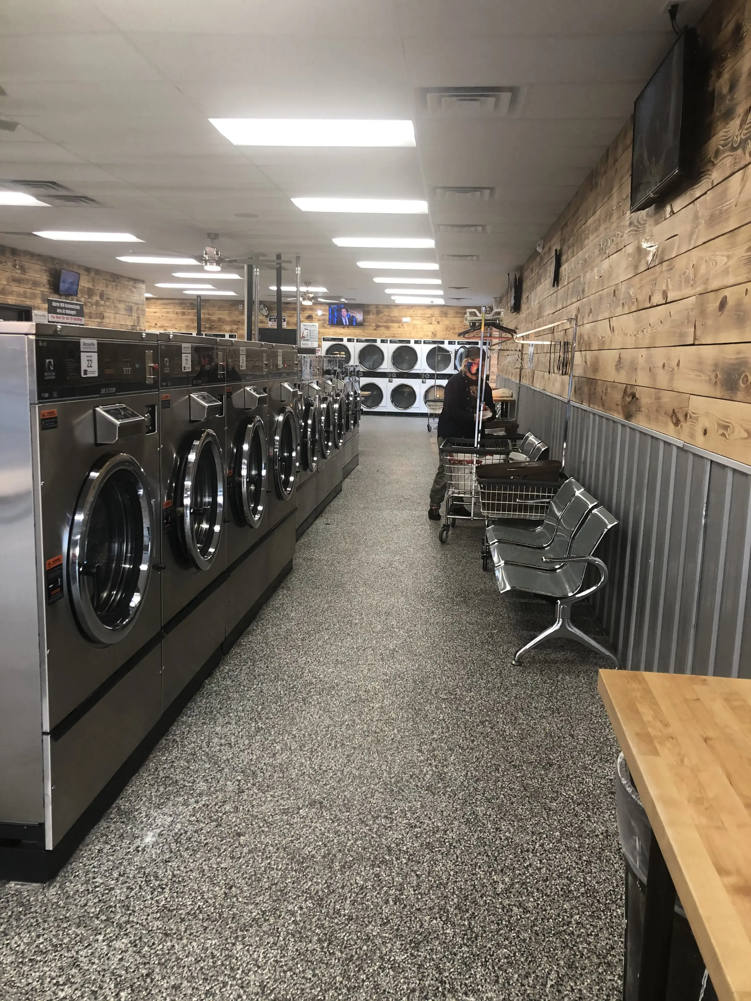 South Park Coin Laundry thumbnail 16