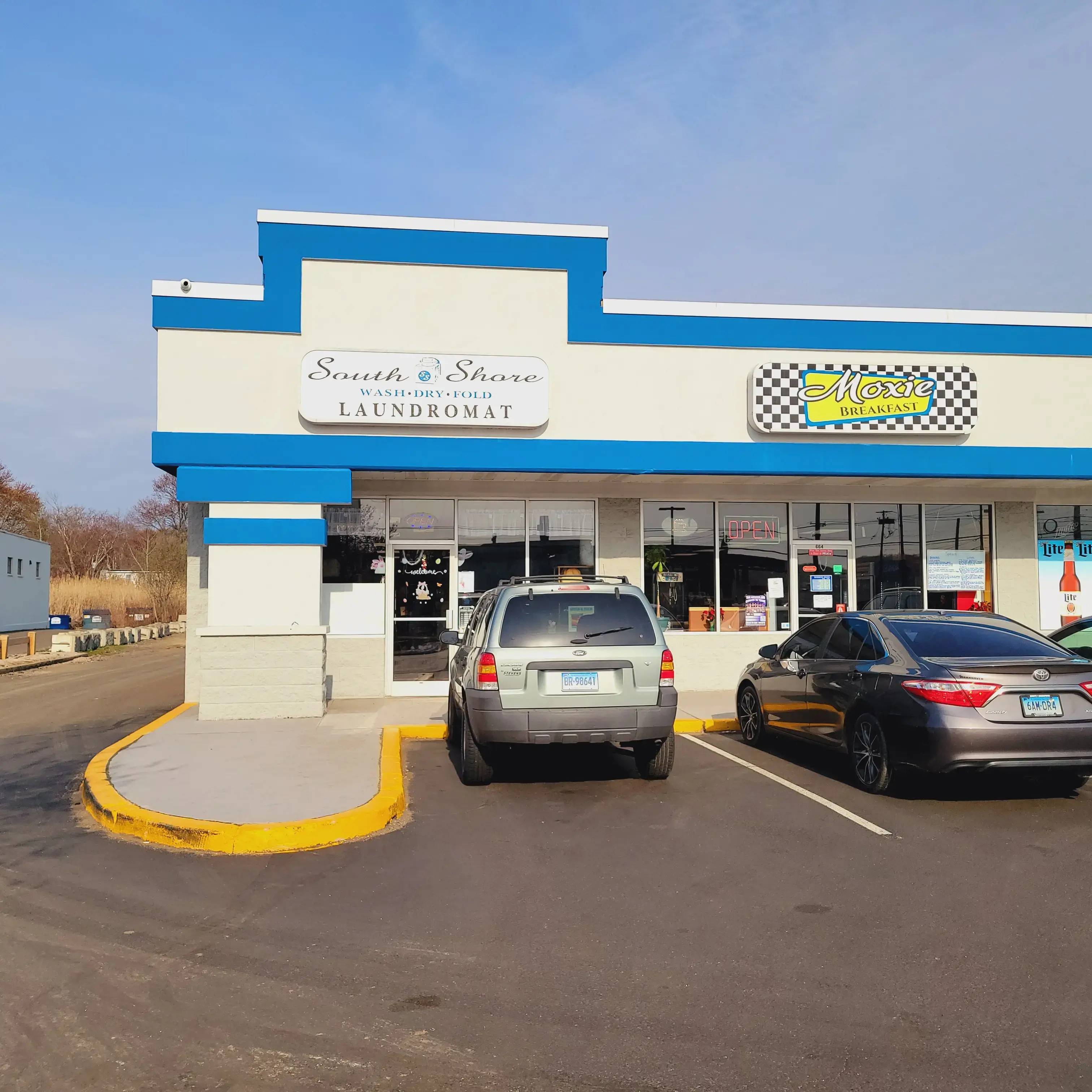 South Shore Laundromat thumbnail 4