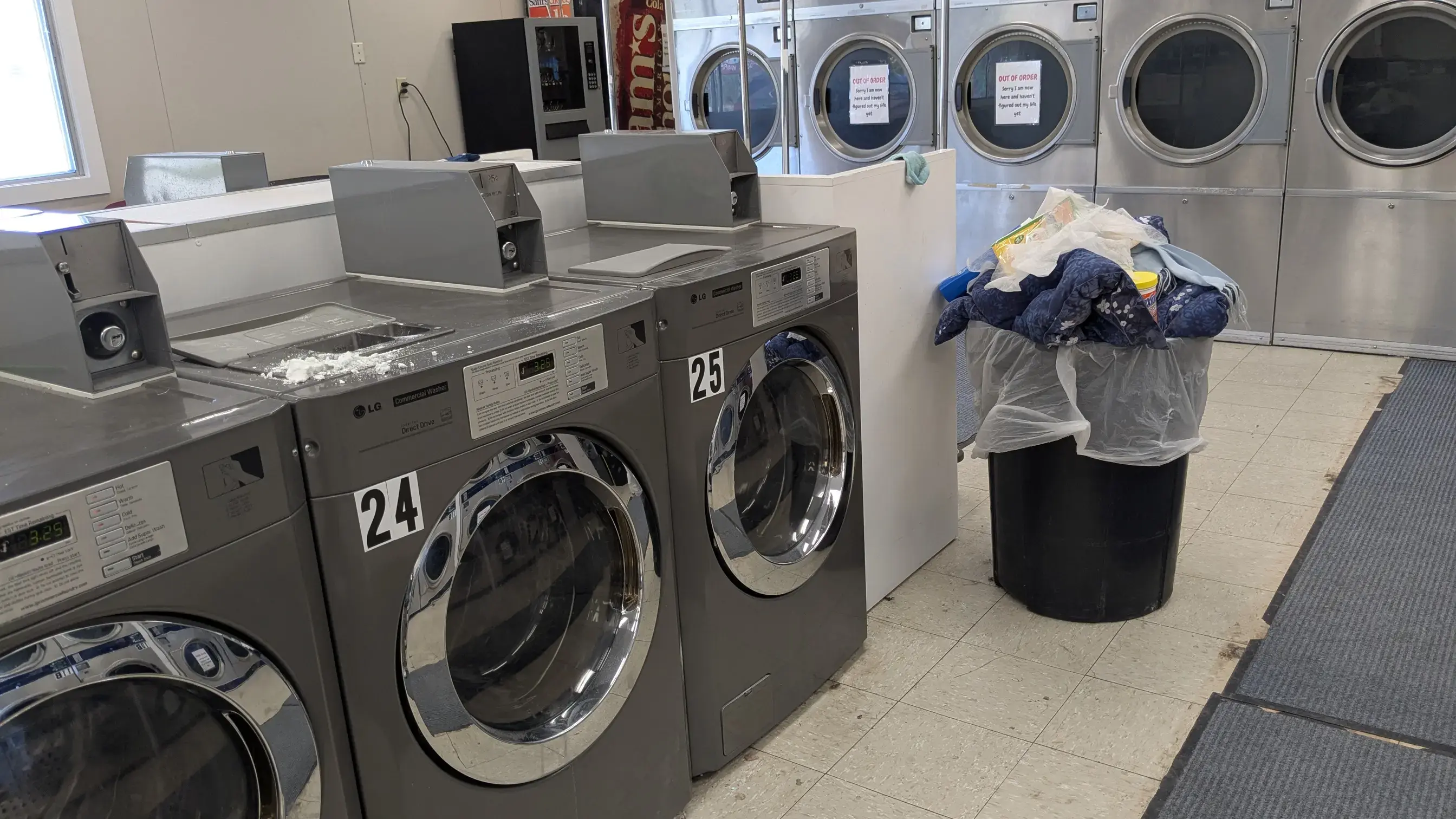 South Side Suds Laundromat Warrensburg - Image 6