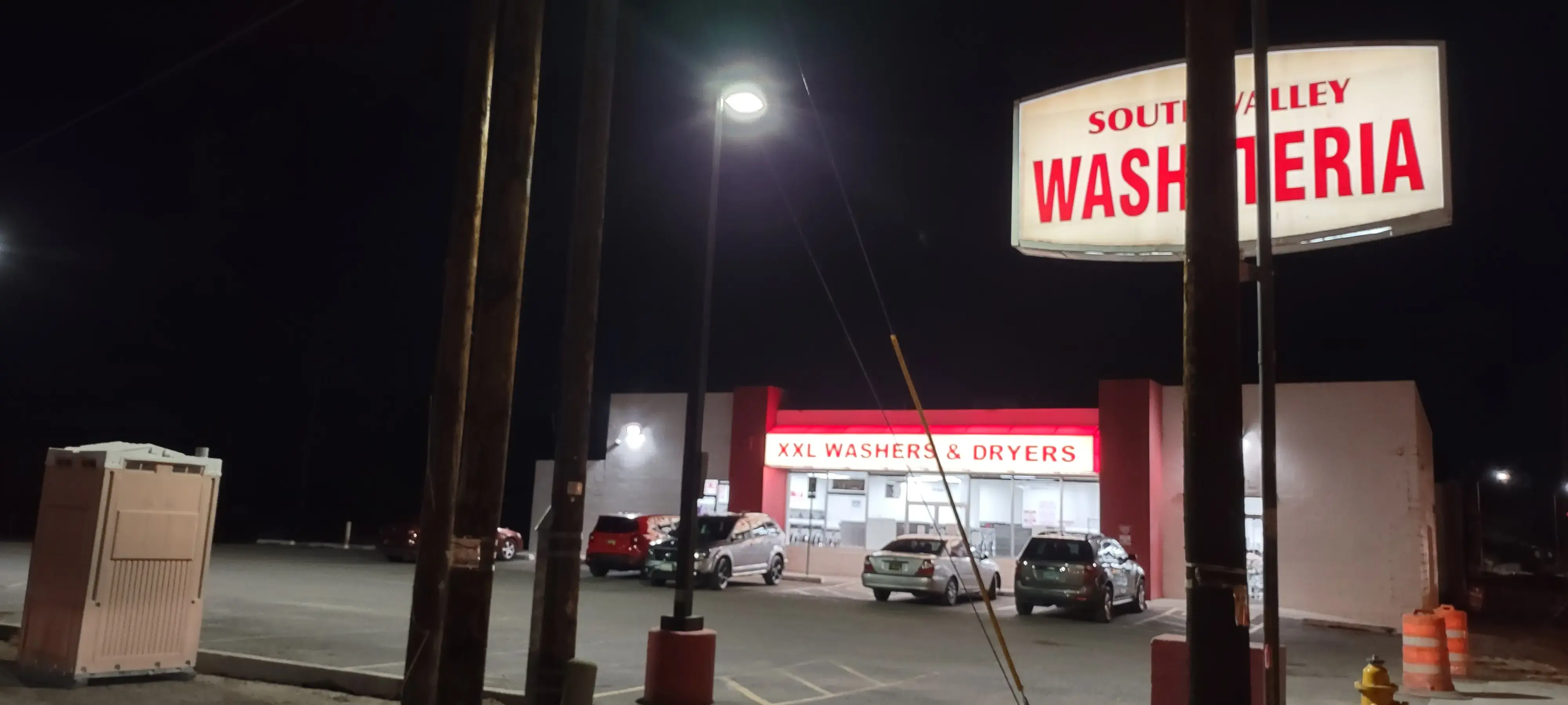 South Valley Washateria - Image 3