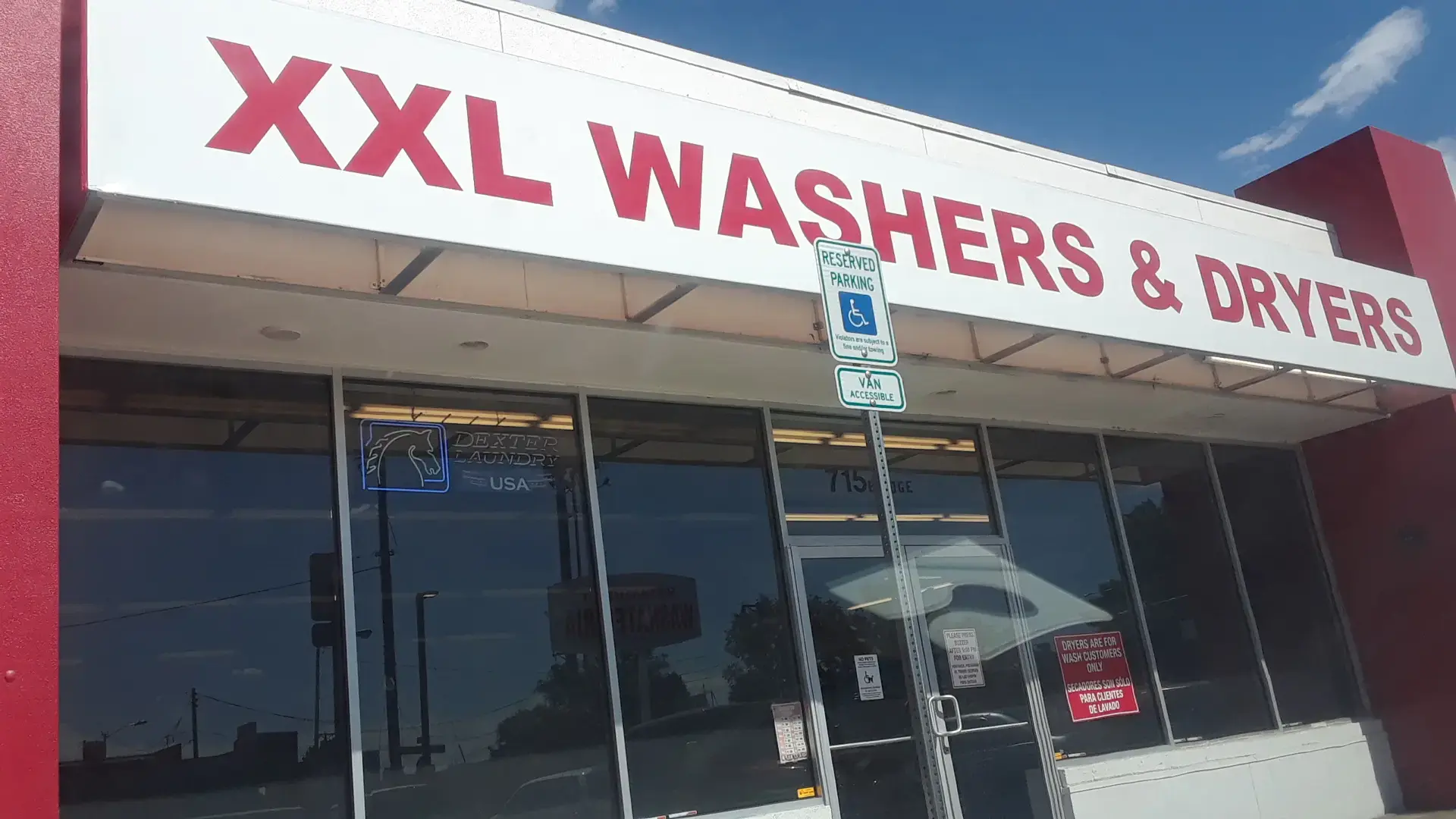 South Valley Washateria - Image 20