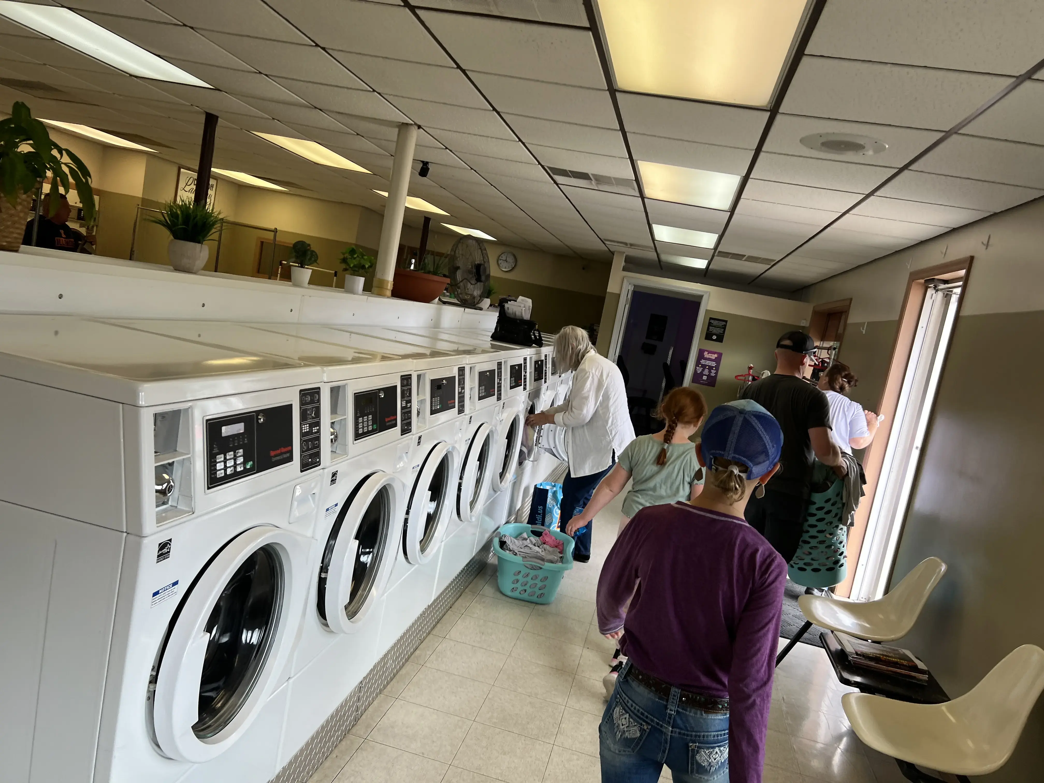 Southern Illinois Laundry - Image 3