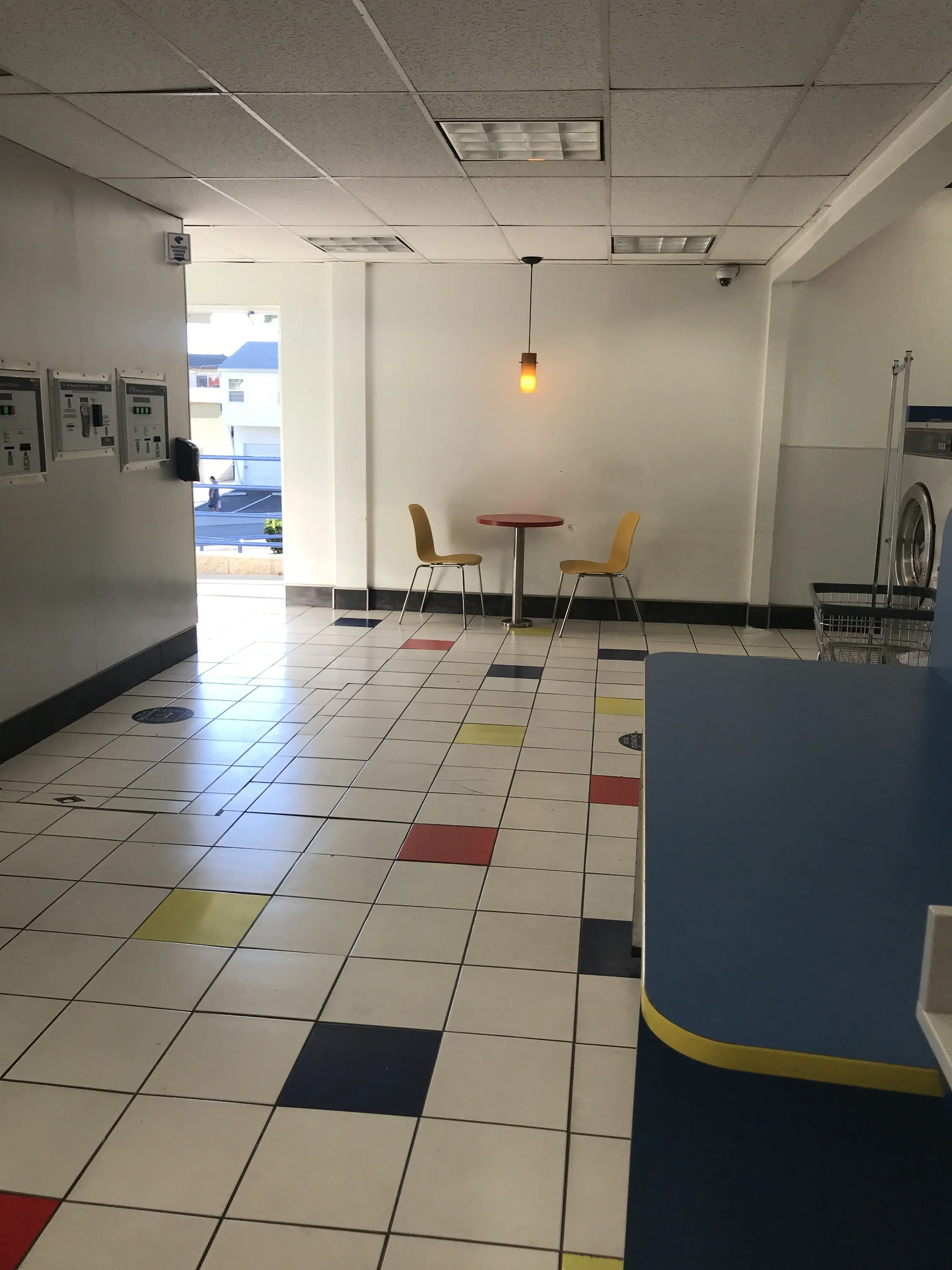 Southland Laundry thumbnail 6