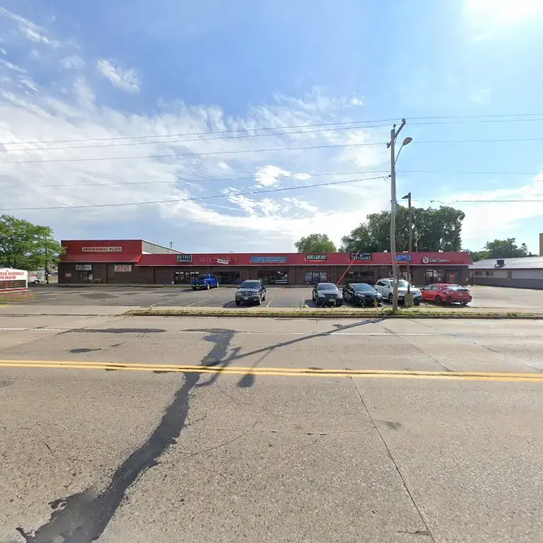 Southpoint Laundromat thumbnail 15