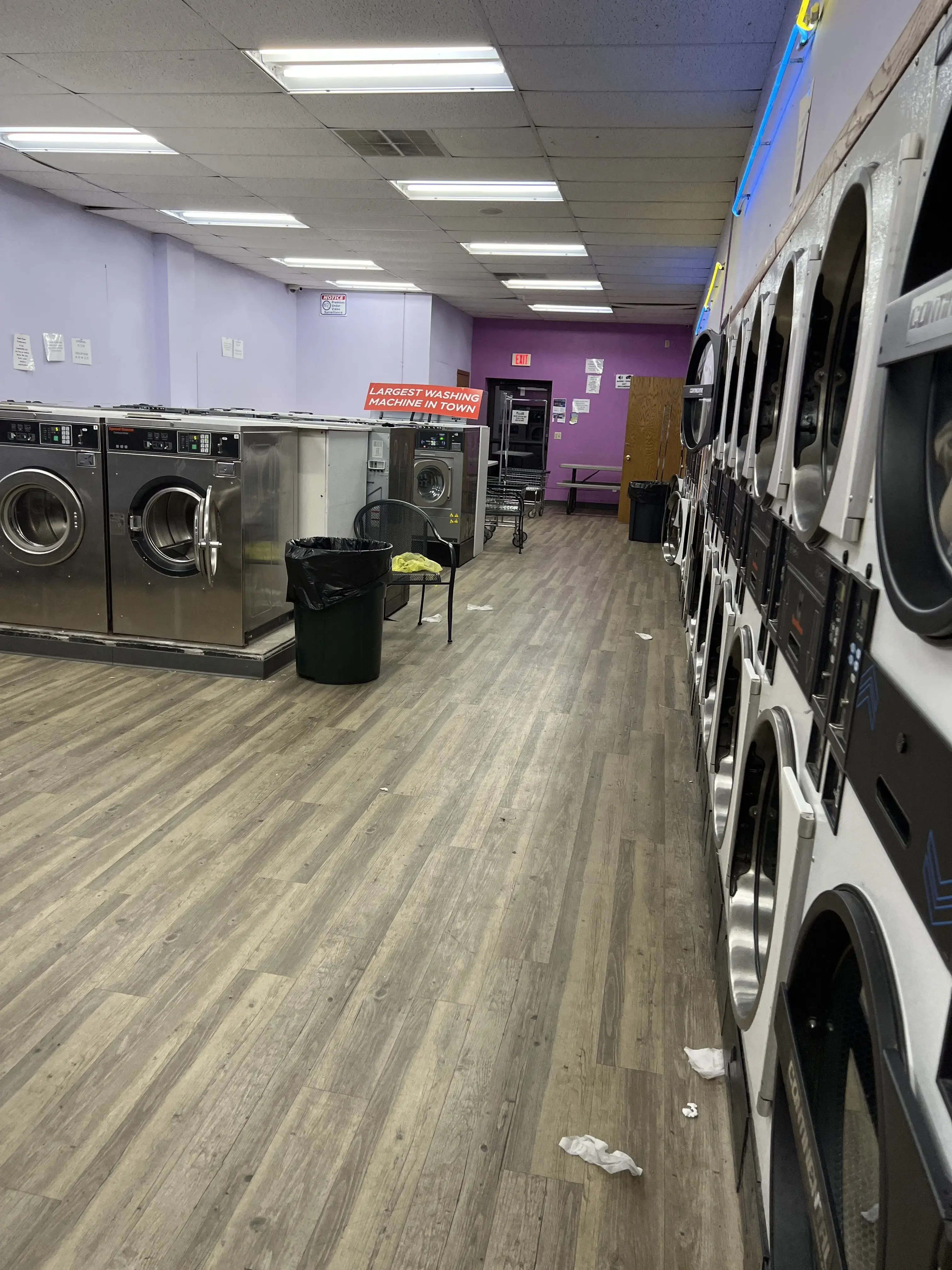 Southpoint Laundromat - Image 5