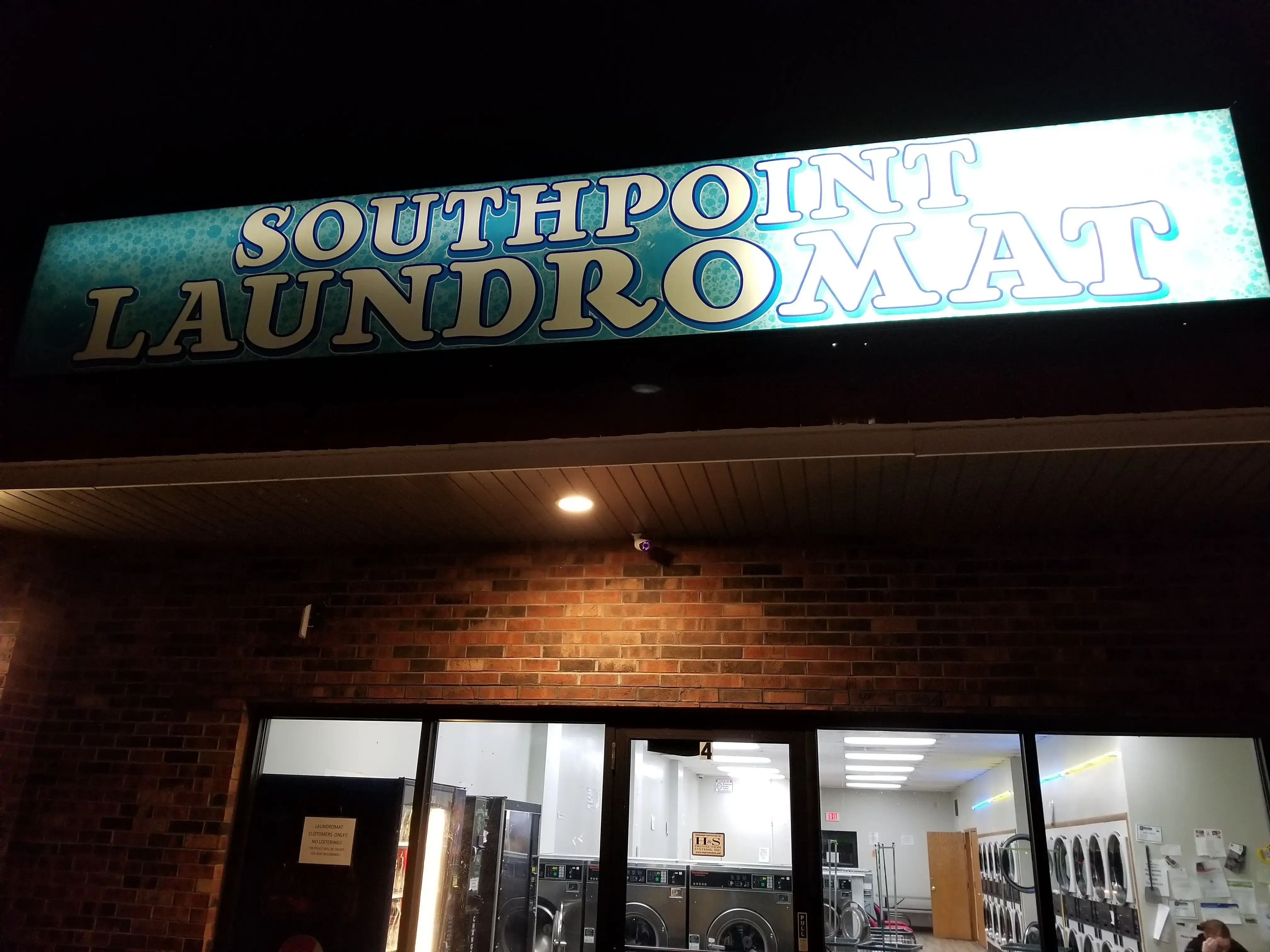 Southpoint Laundromat thumbnail 13