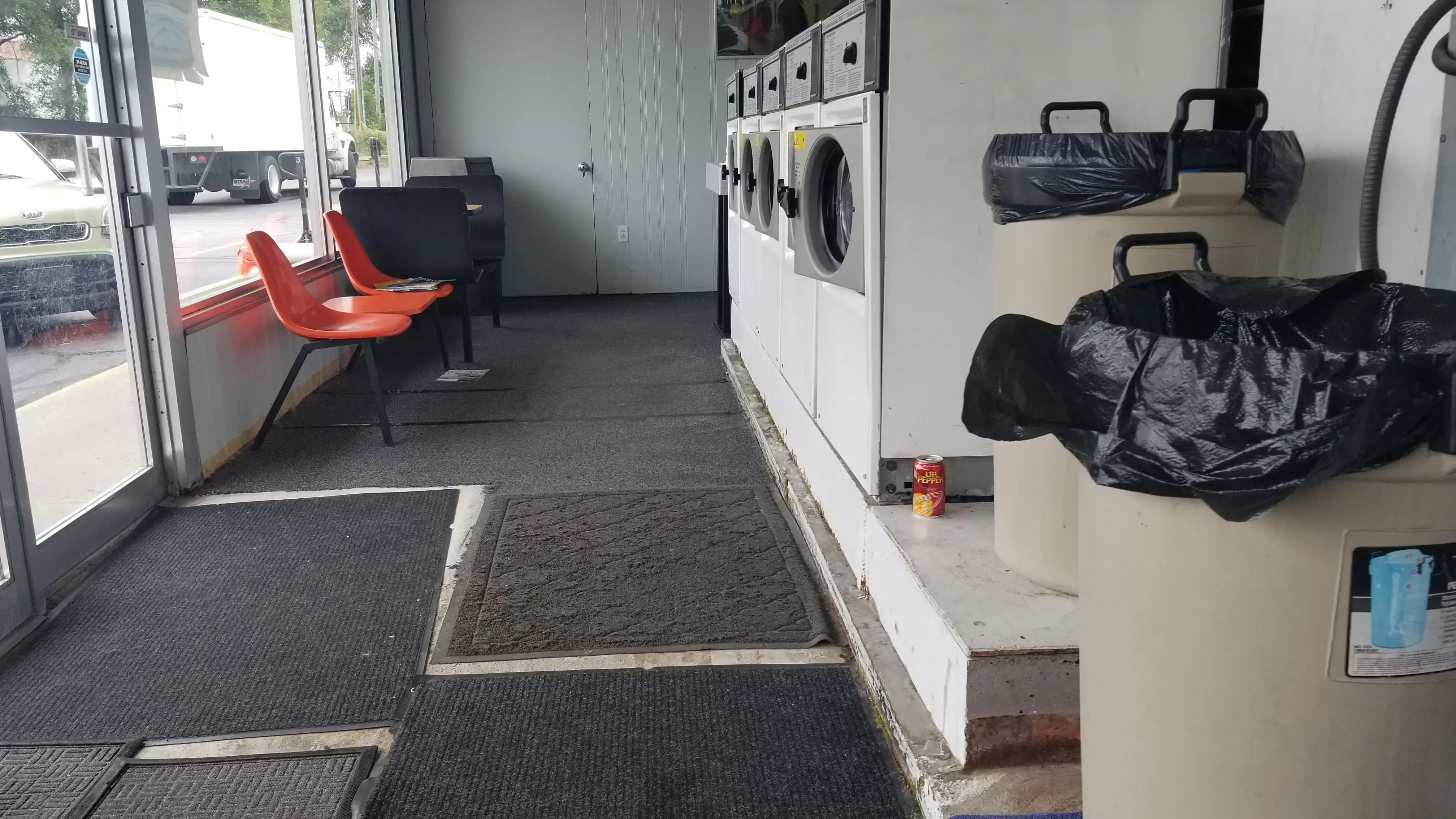 Southshore Laundry - Image 17