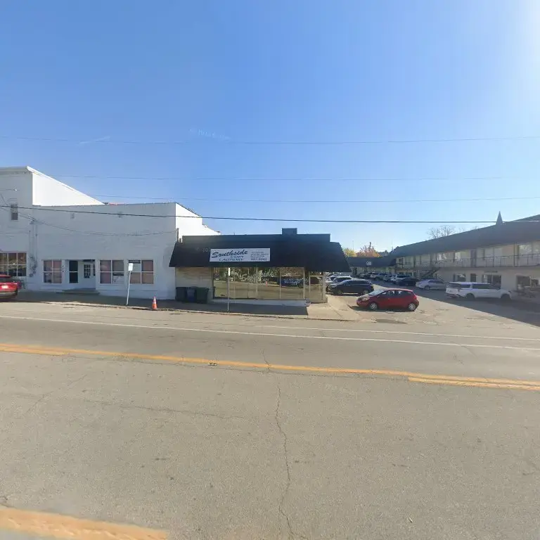 Southside Laundry - Image 16