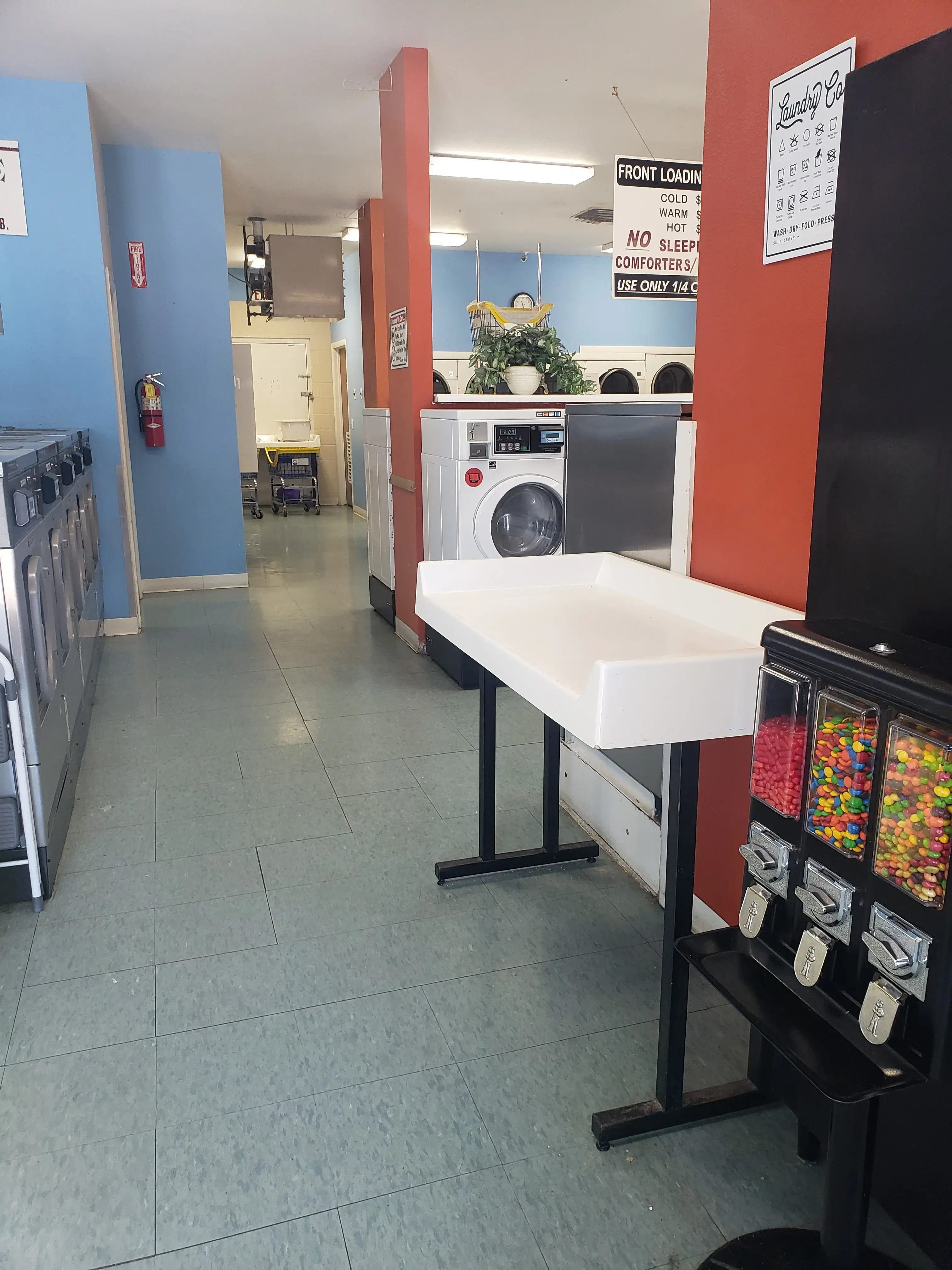 Southside Laundry thumbnail 11