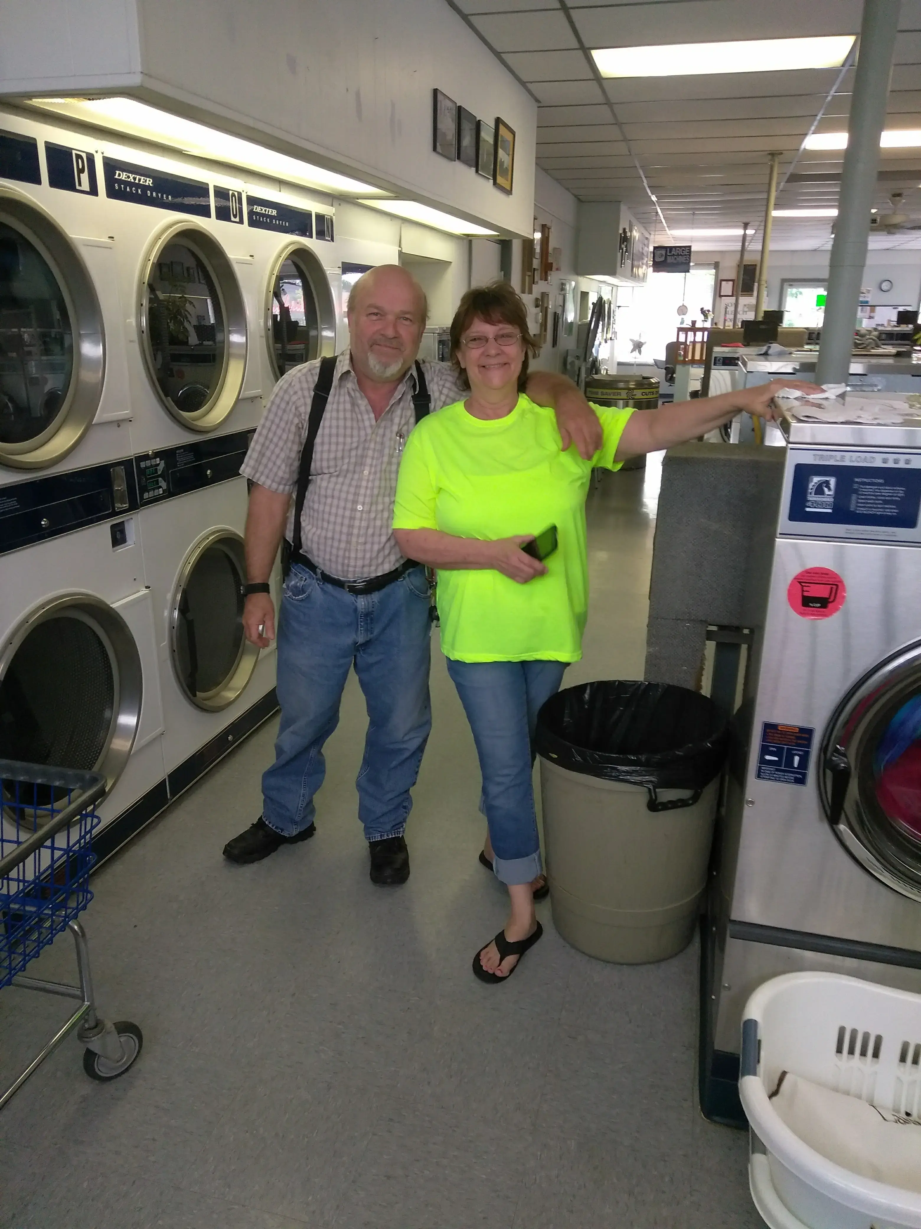 Southside Laundry - Image 4