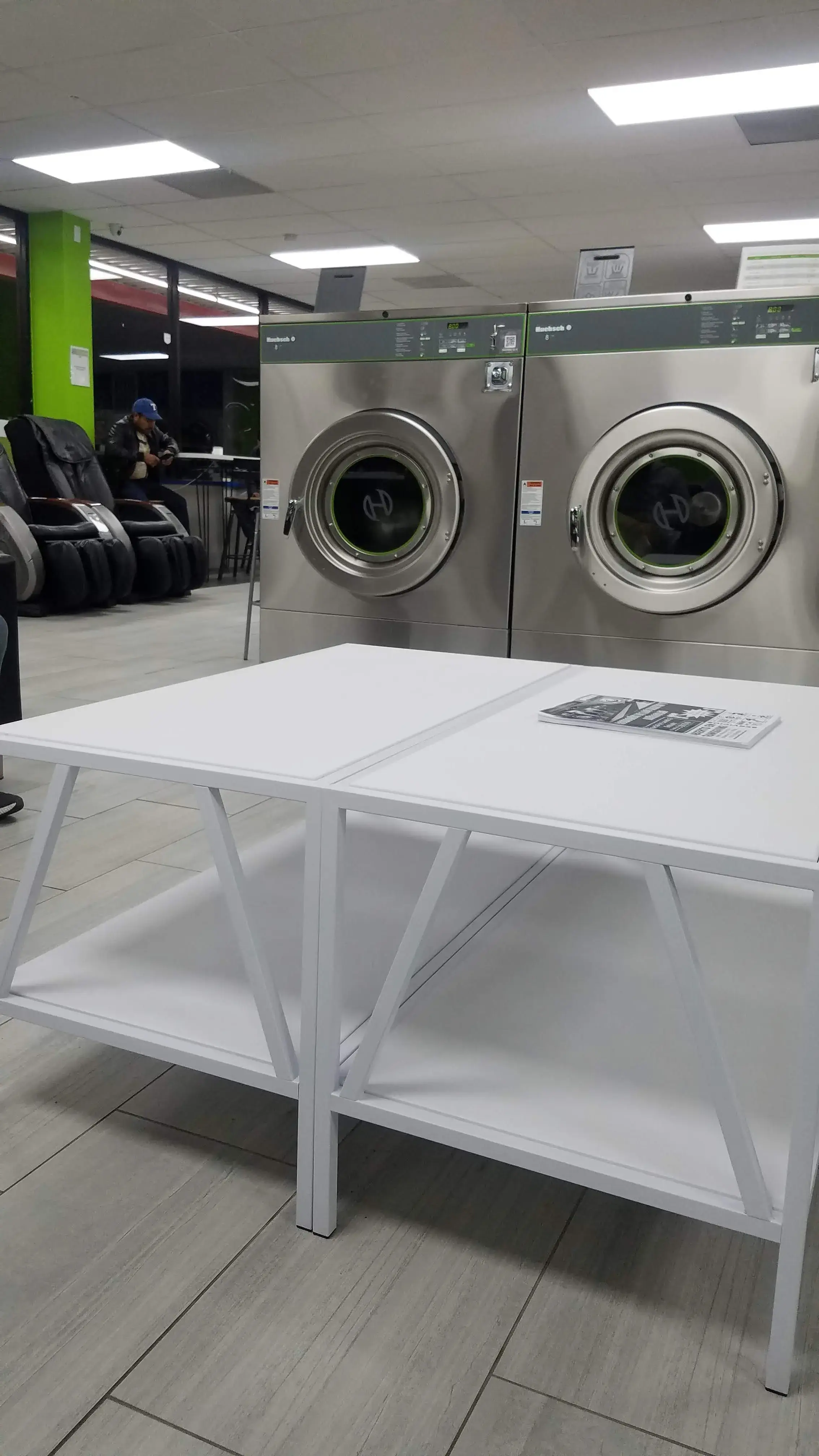 Space City Laundry/ Lavanderia Glenmont thumbnail 16