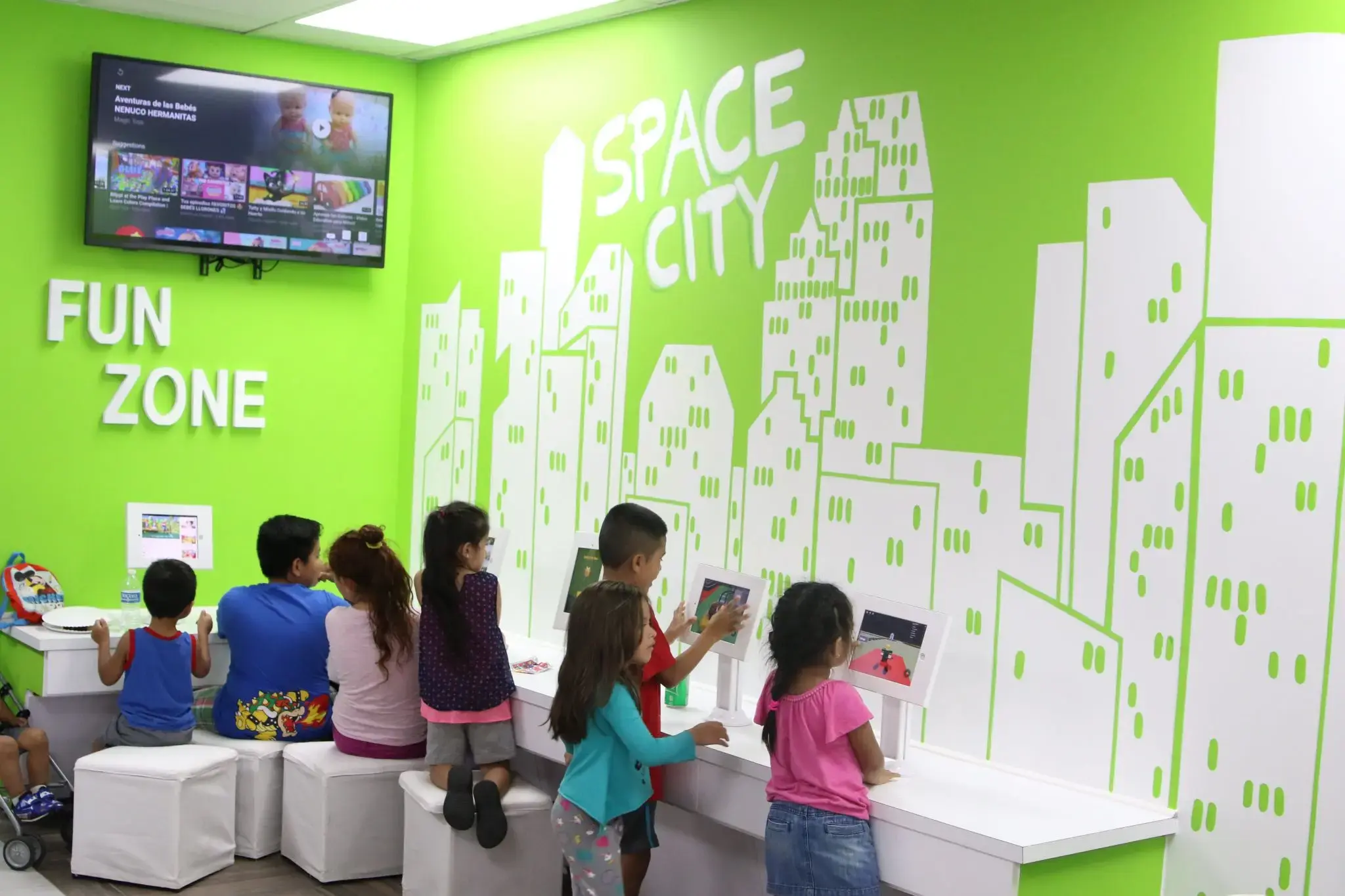 Space City Laundry/ Lavanderia Glenmont - Image 20