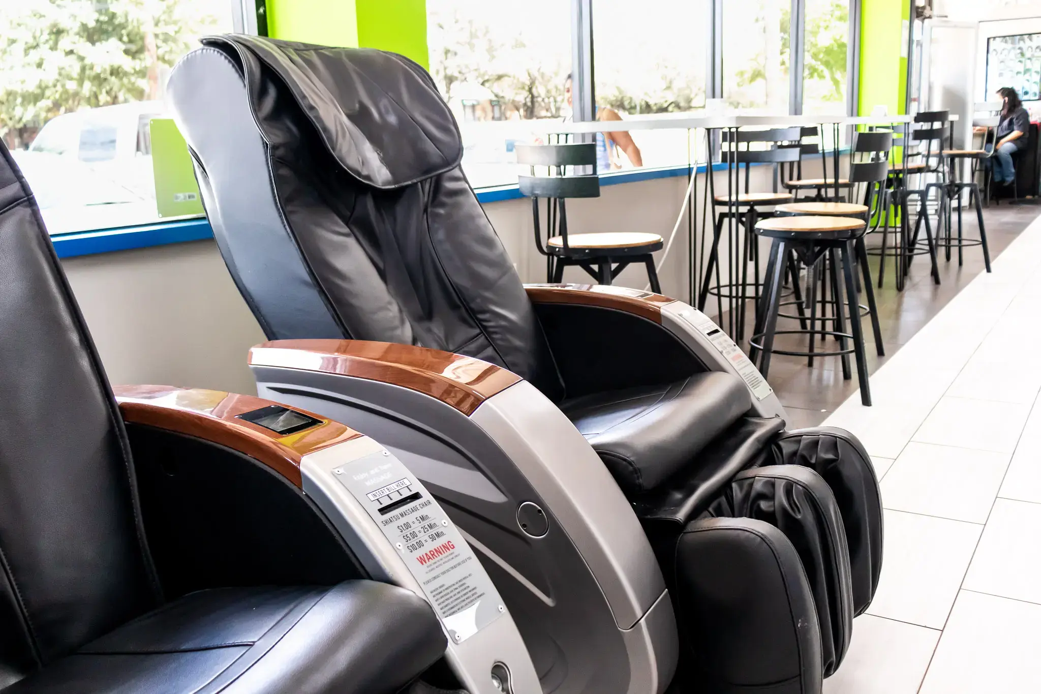 Space City Laundry/ Lavanderia Glenmont thumbnail 5