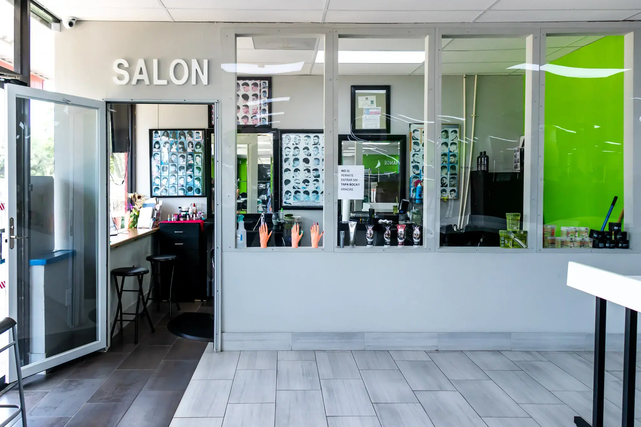 Space City Laundry/ Lavanderia Glenmont thumbnail 13