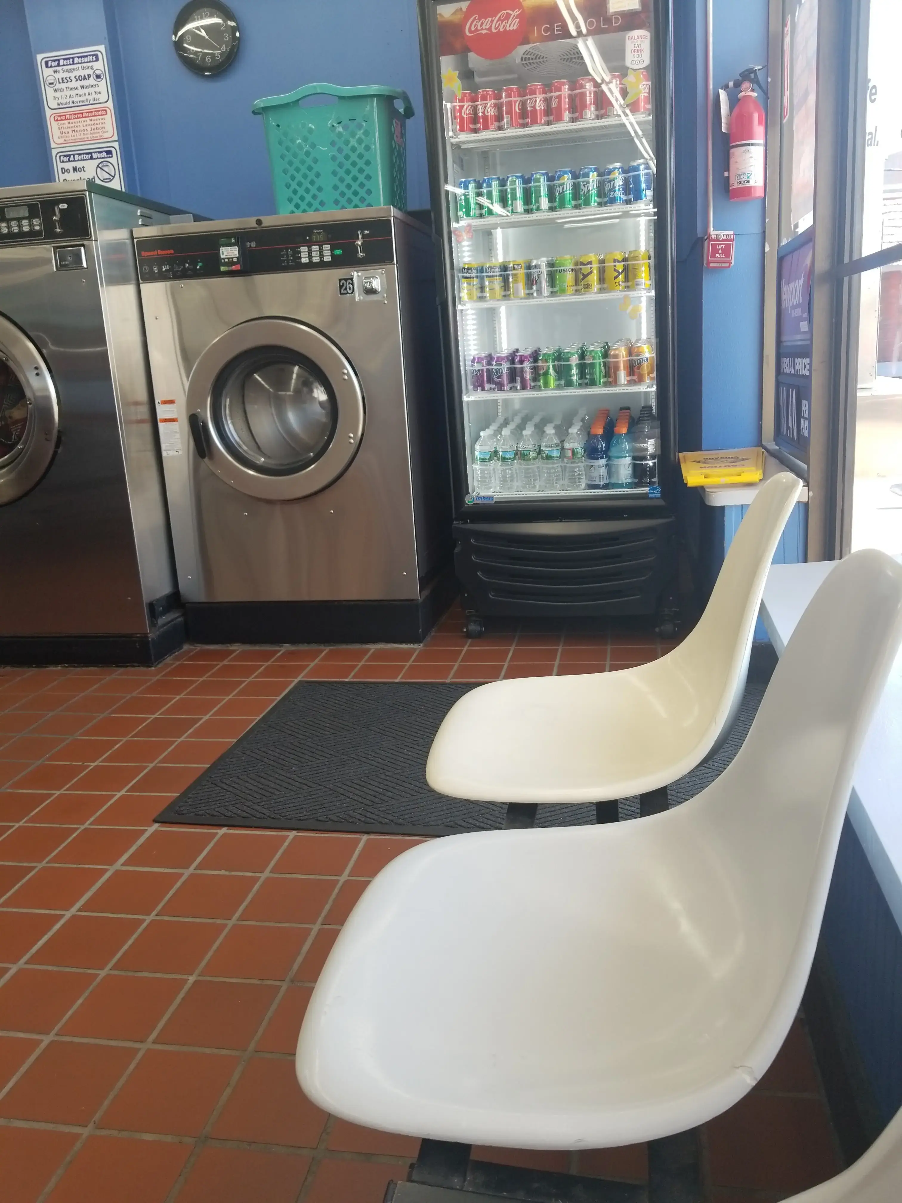 Sparkle City Laundromat - Image 16