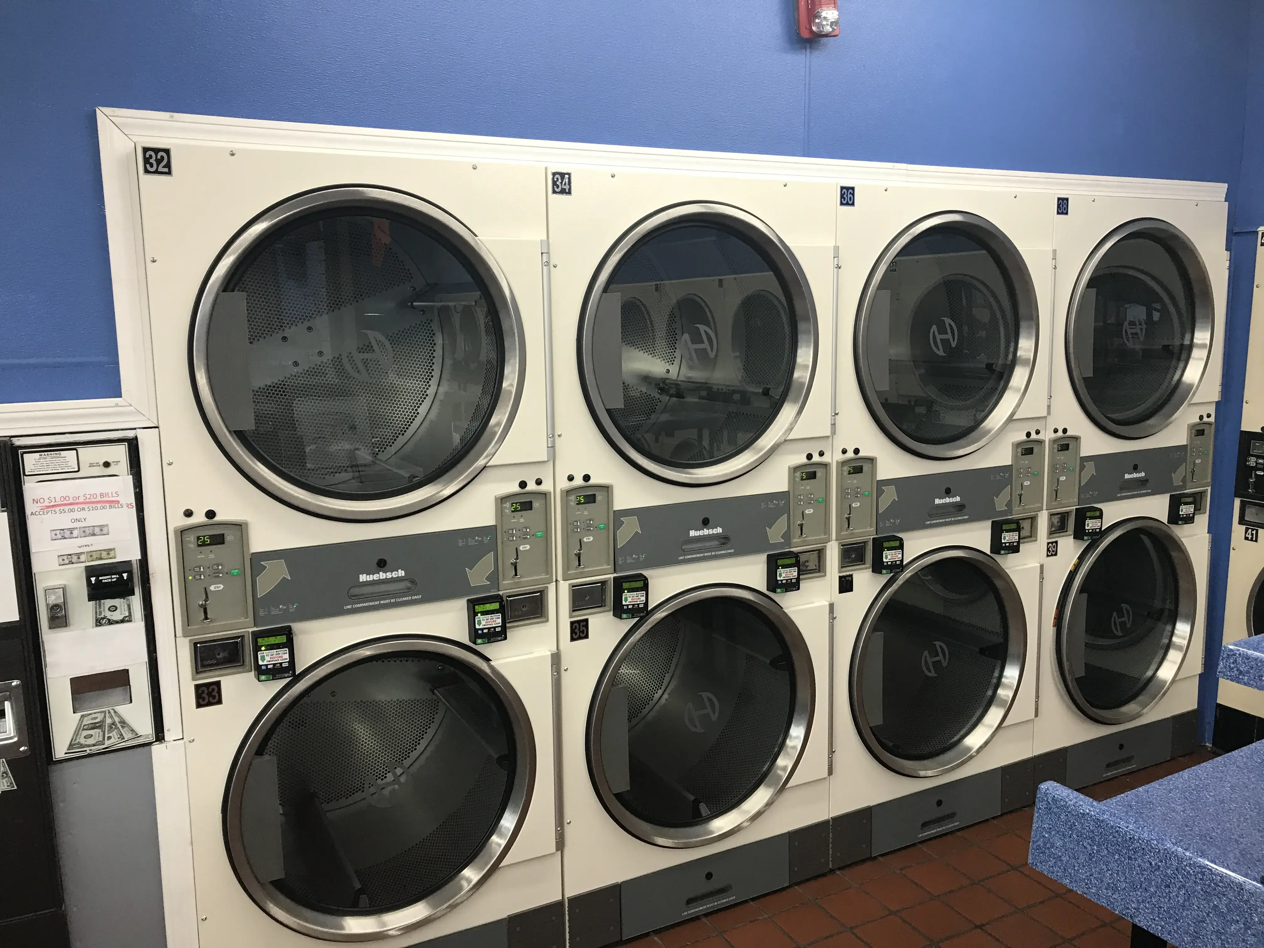 Sparkle City Laundromat thumbnail 18