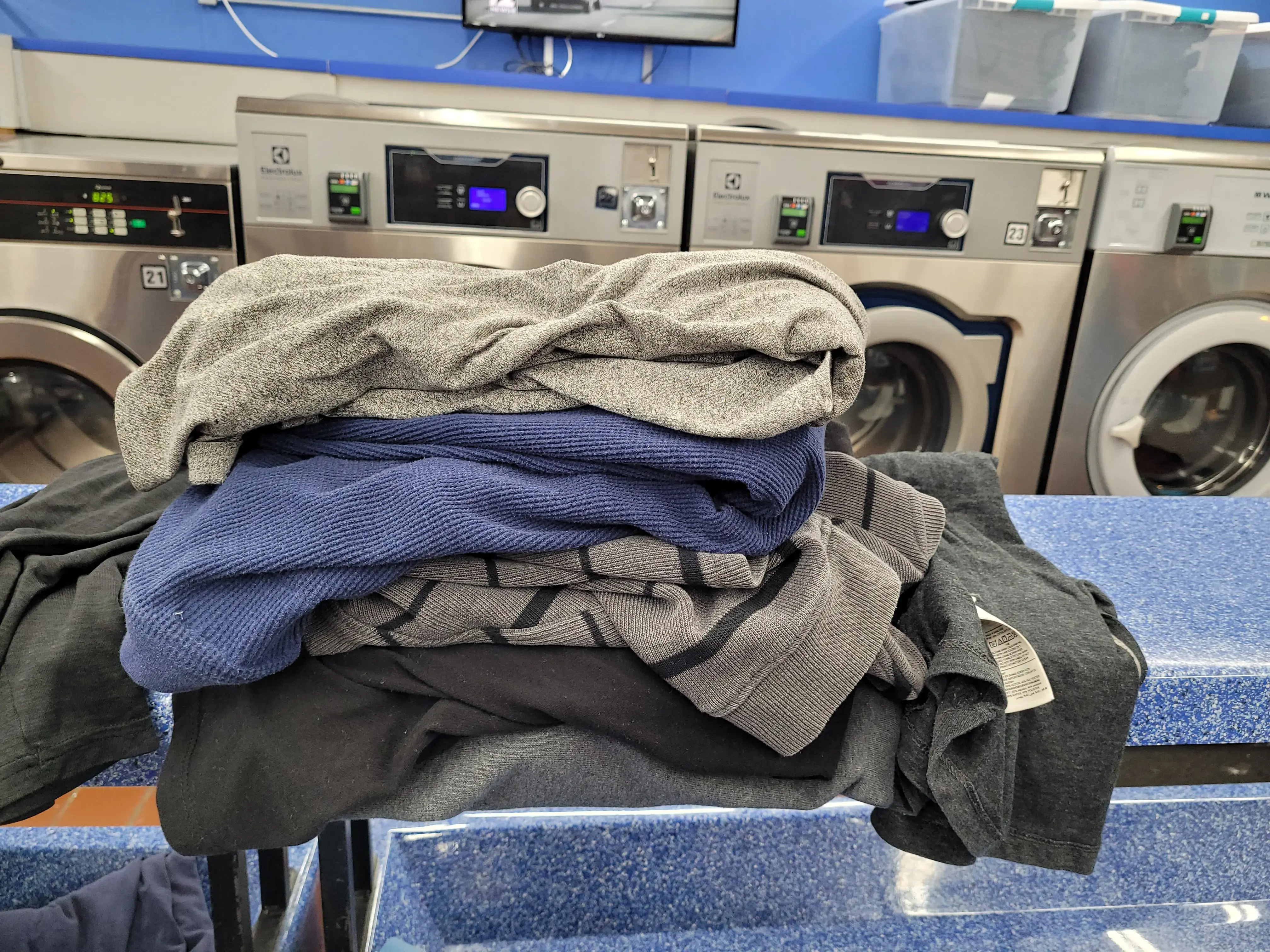 Sparkle City Laundromat - Image 17