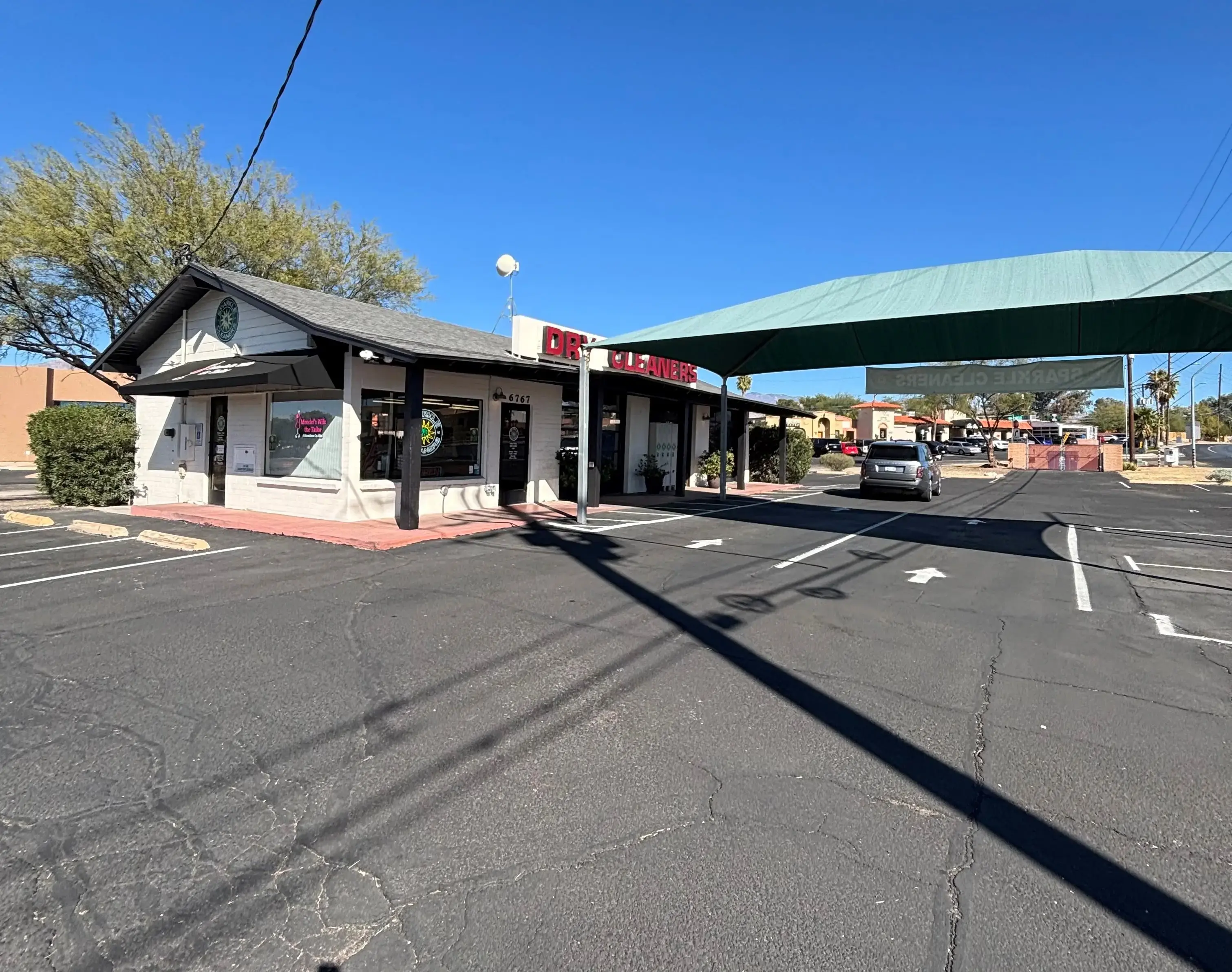 Sparkle Cleaners - Tanque Verde thumbnail 12