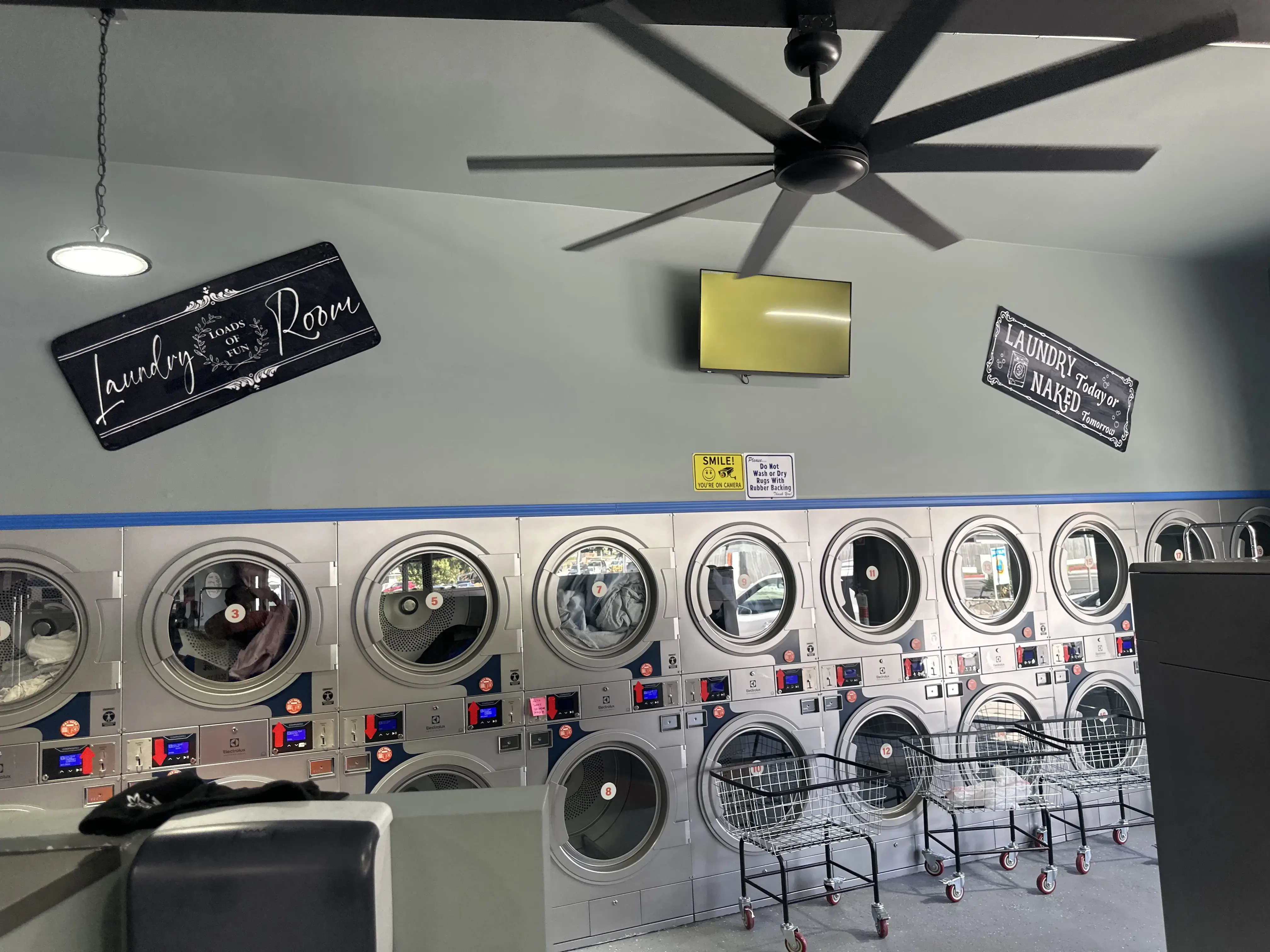Sparkle Laundry - Image 17