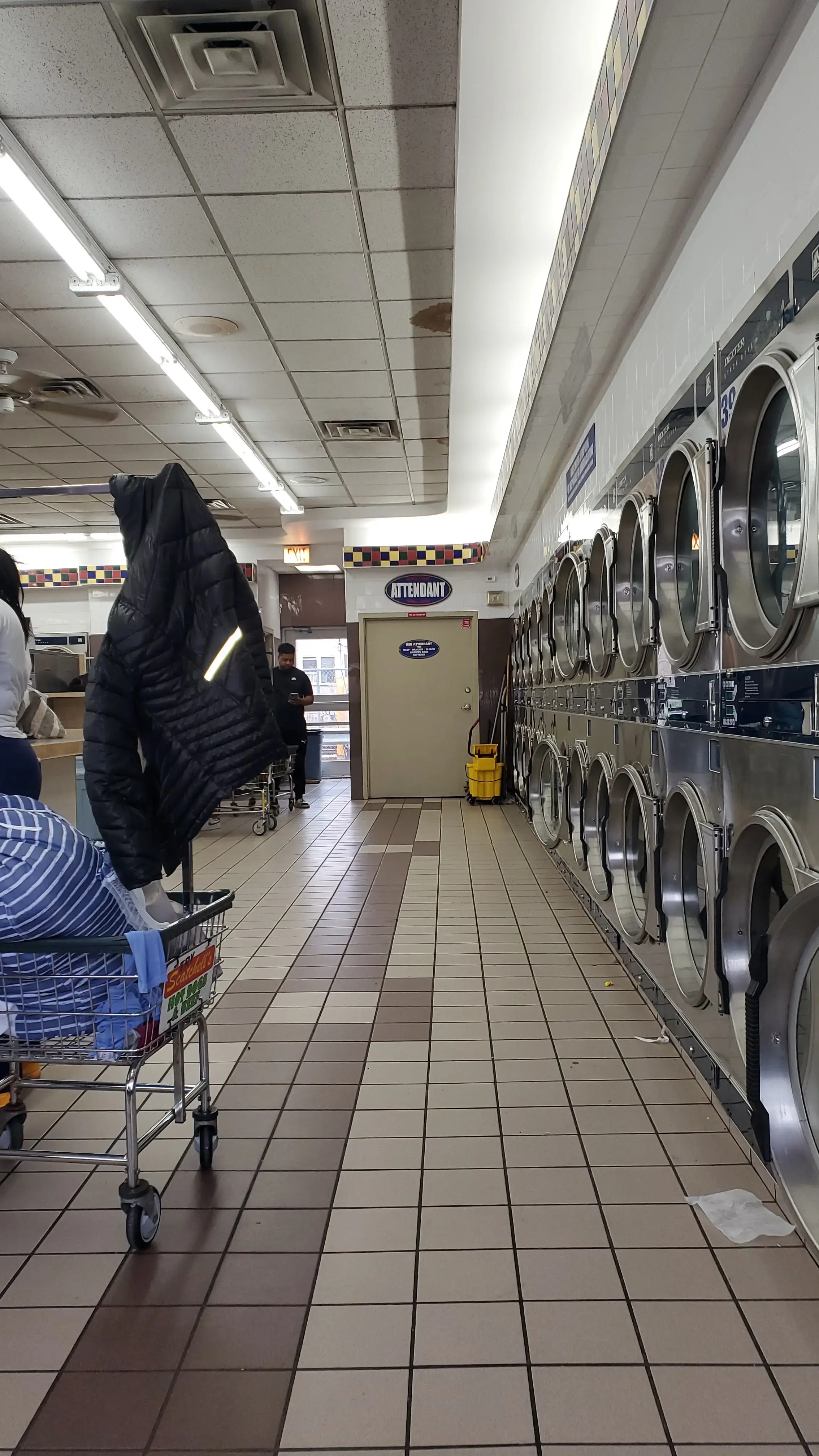 Sparkle Laundry - Image 20