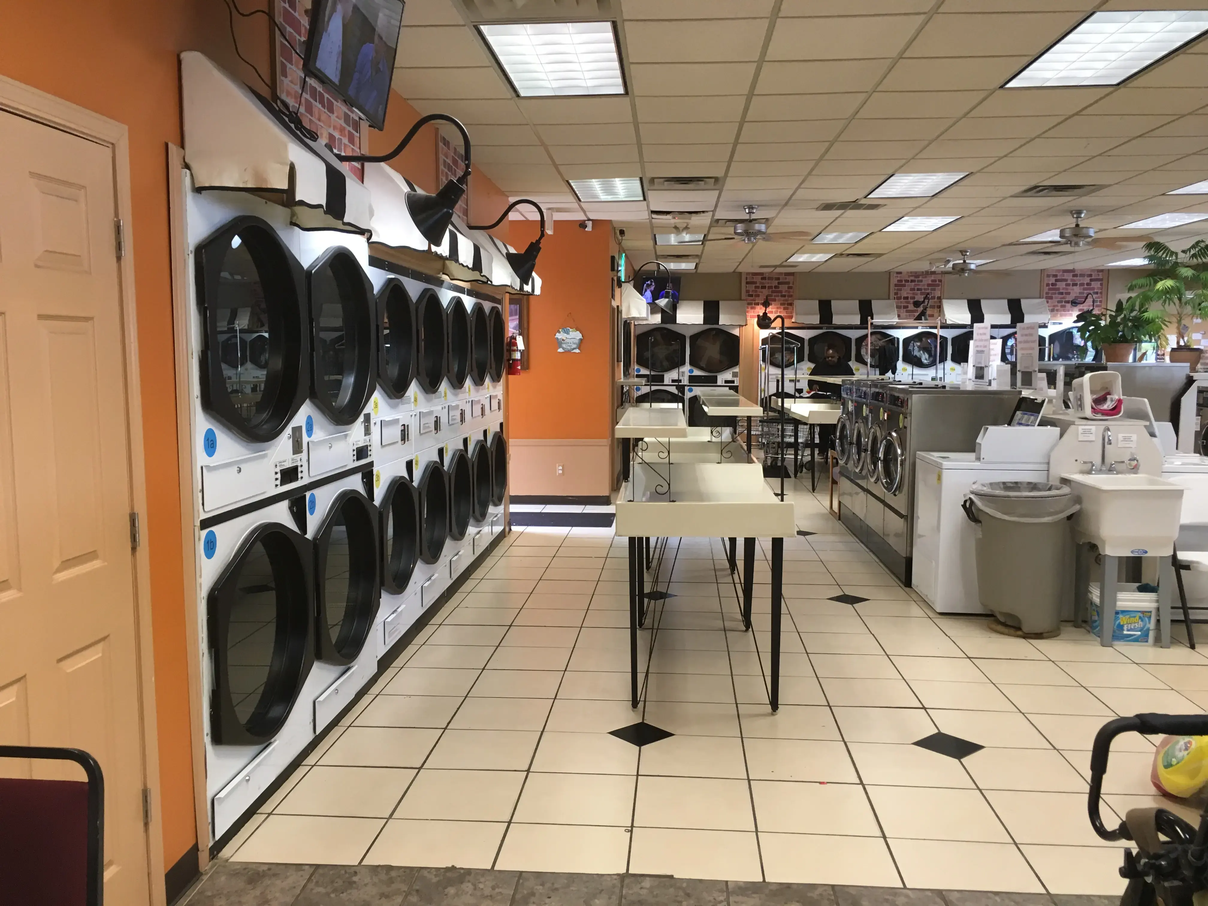 Sparkle Laundry - Image 13
