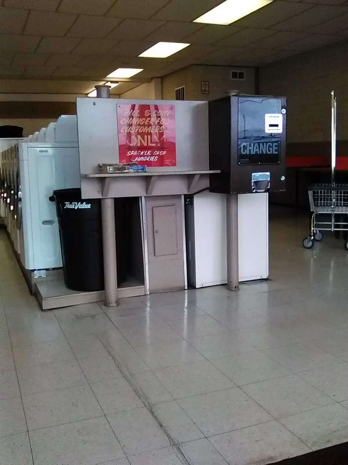 Sparkle Shop Laundries - Image 2