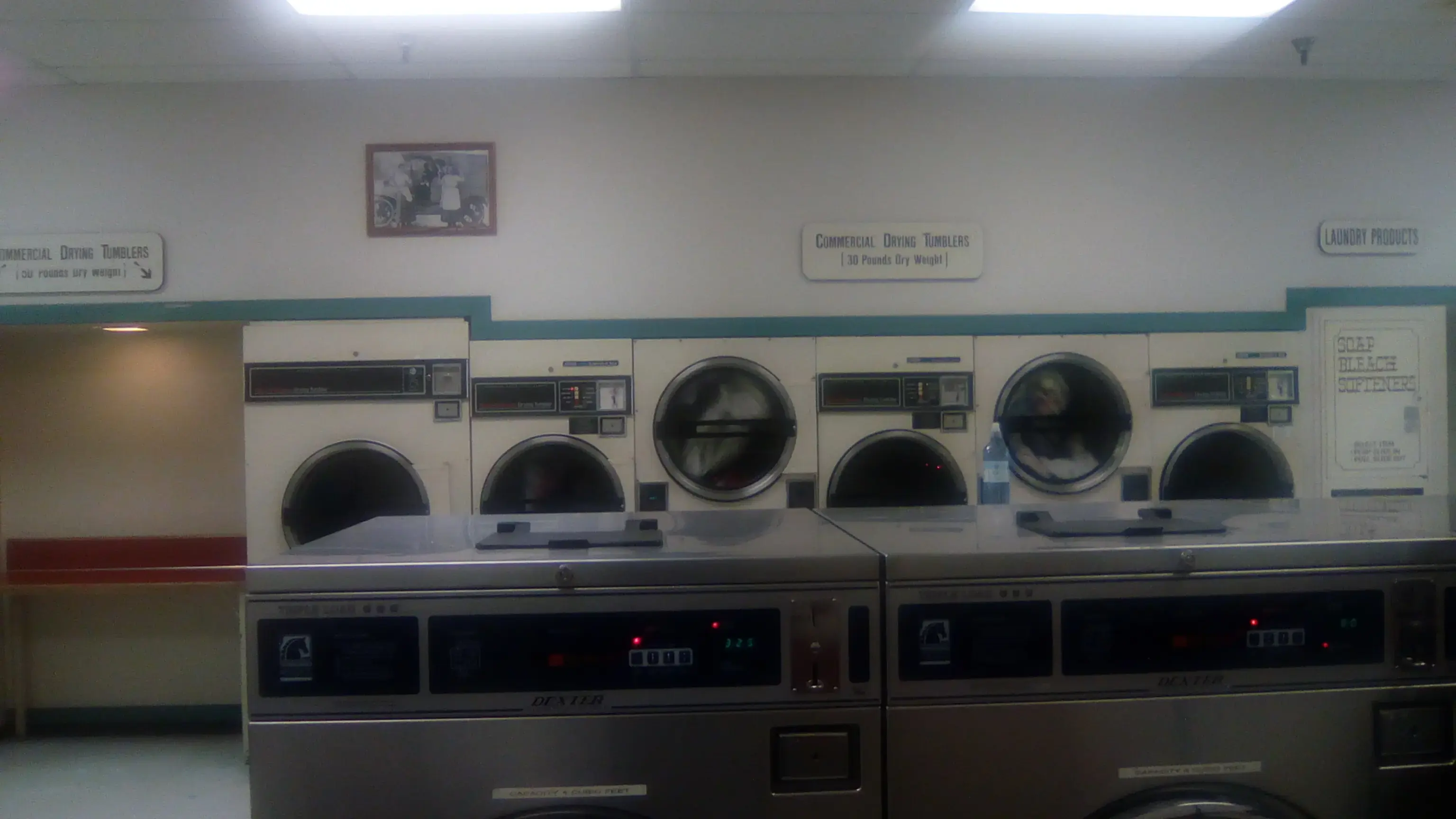 Sparkle Shop Self-Service Laundries - Image 2