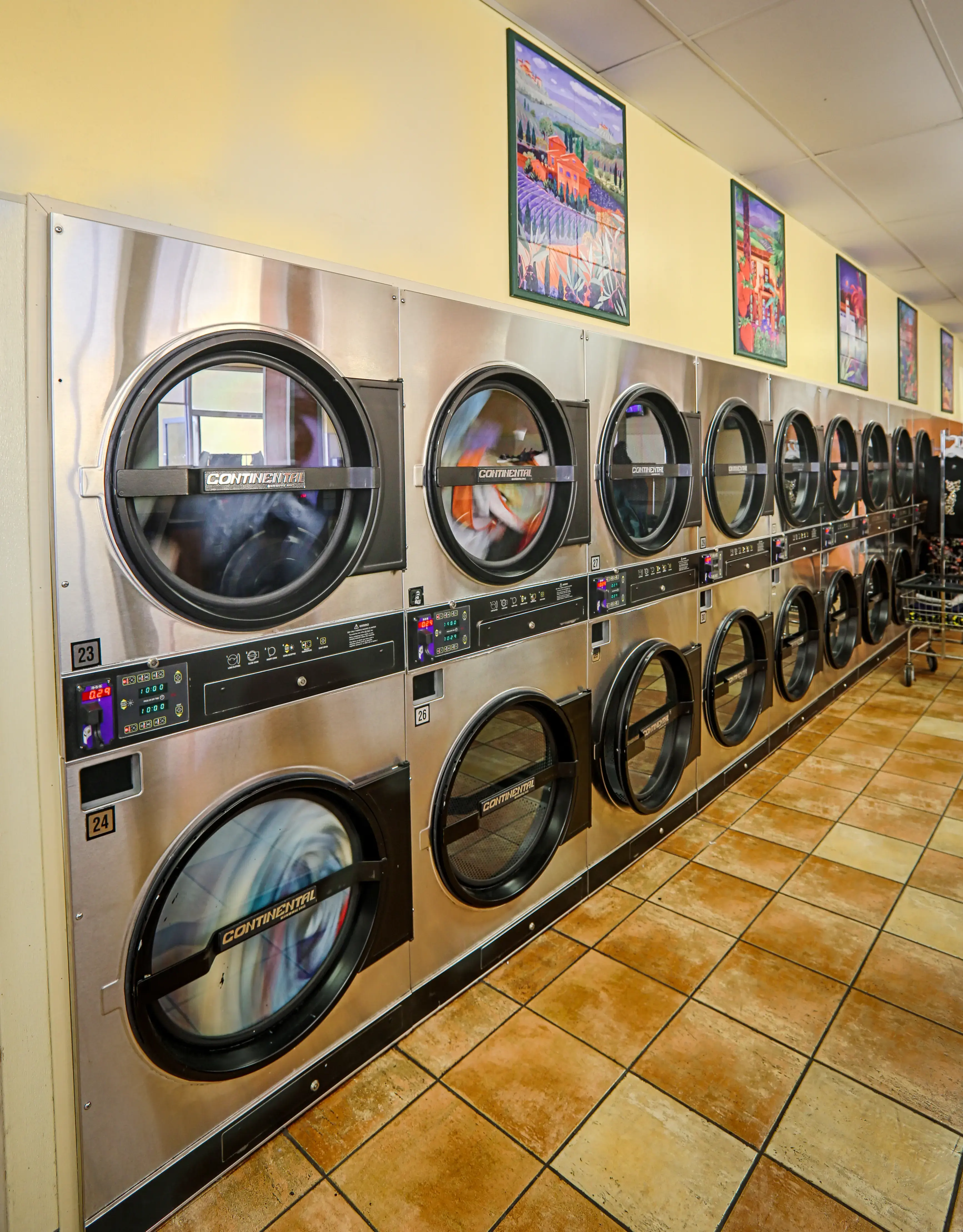 Sparklean Laundromat Huntington Park - Image 5