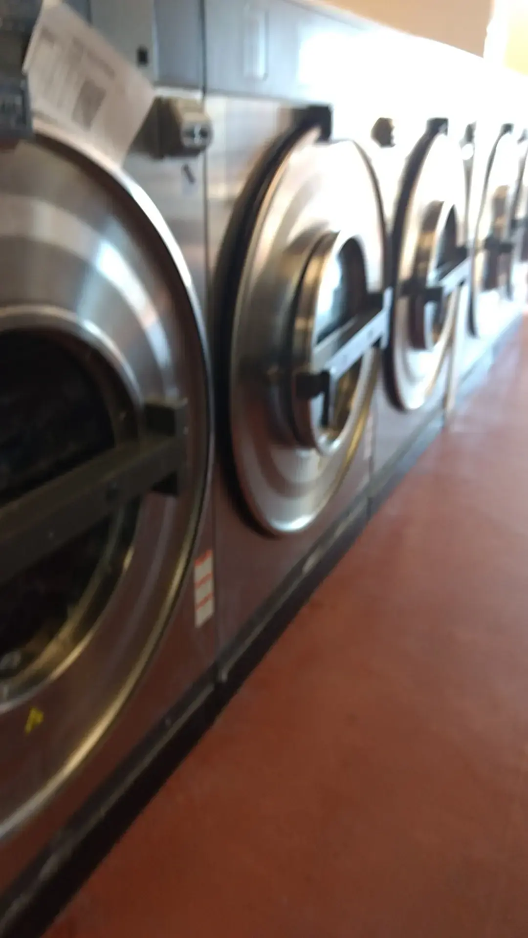 Sparklean Laundry & Cleaners - Image 12