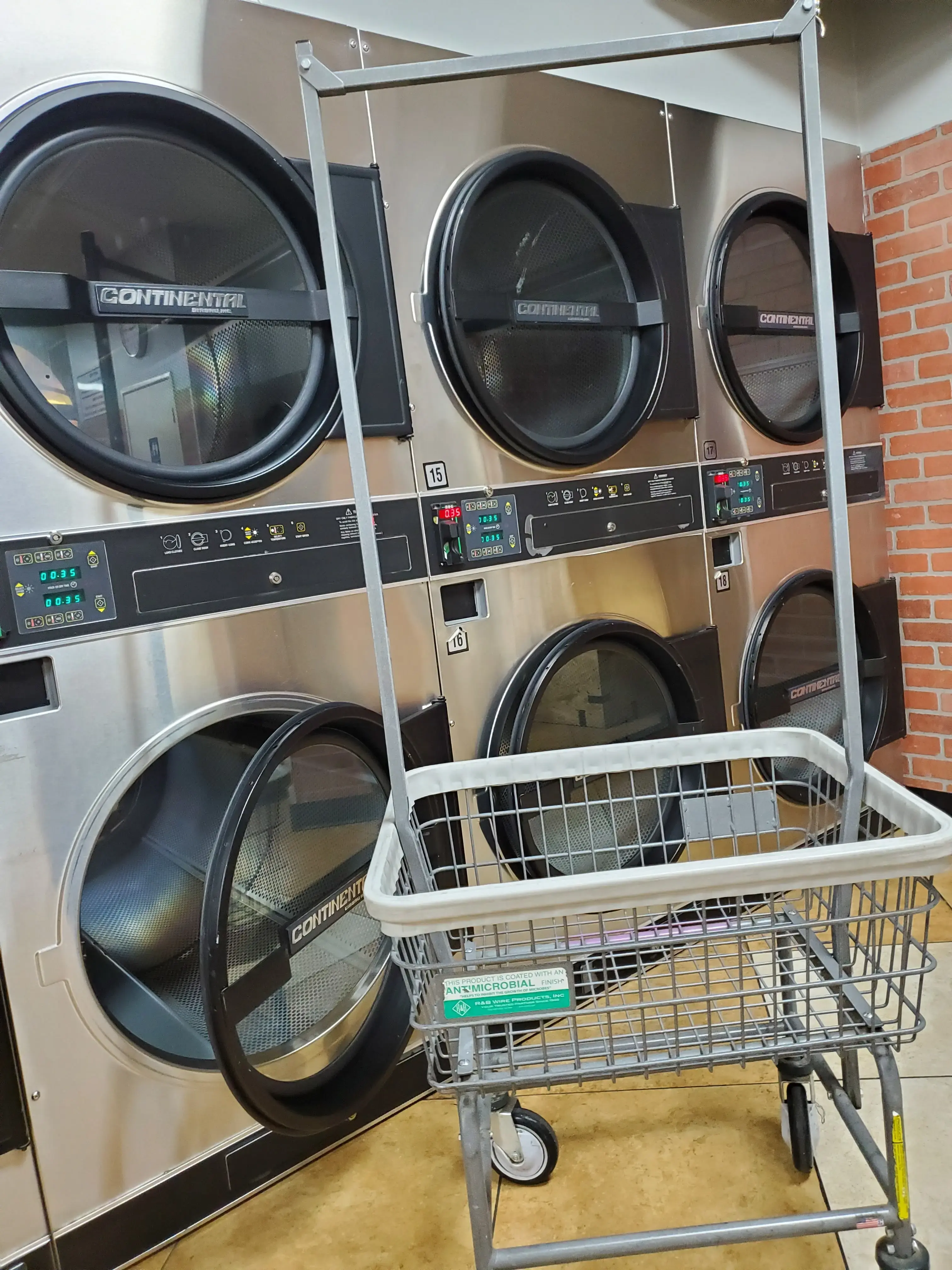 Sparklean Laundry & Commercial Ironing Service - Image 10
