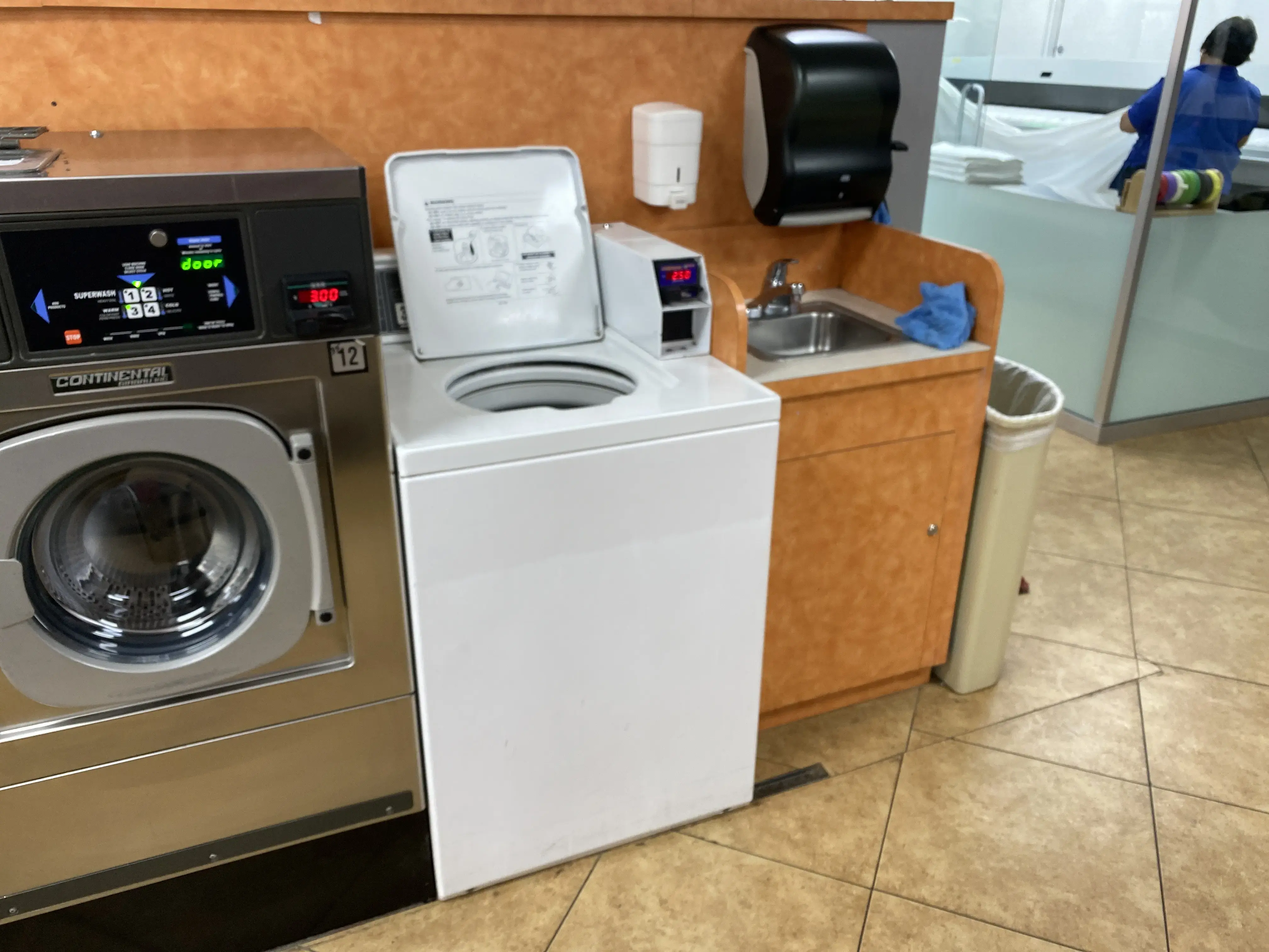Sparklean Laundry & Commercial Ironing Service thumbnail 12