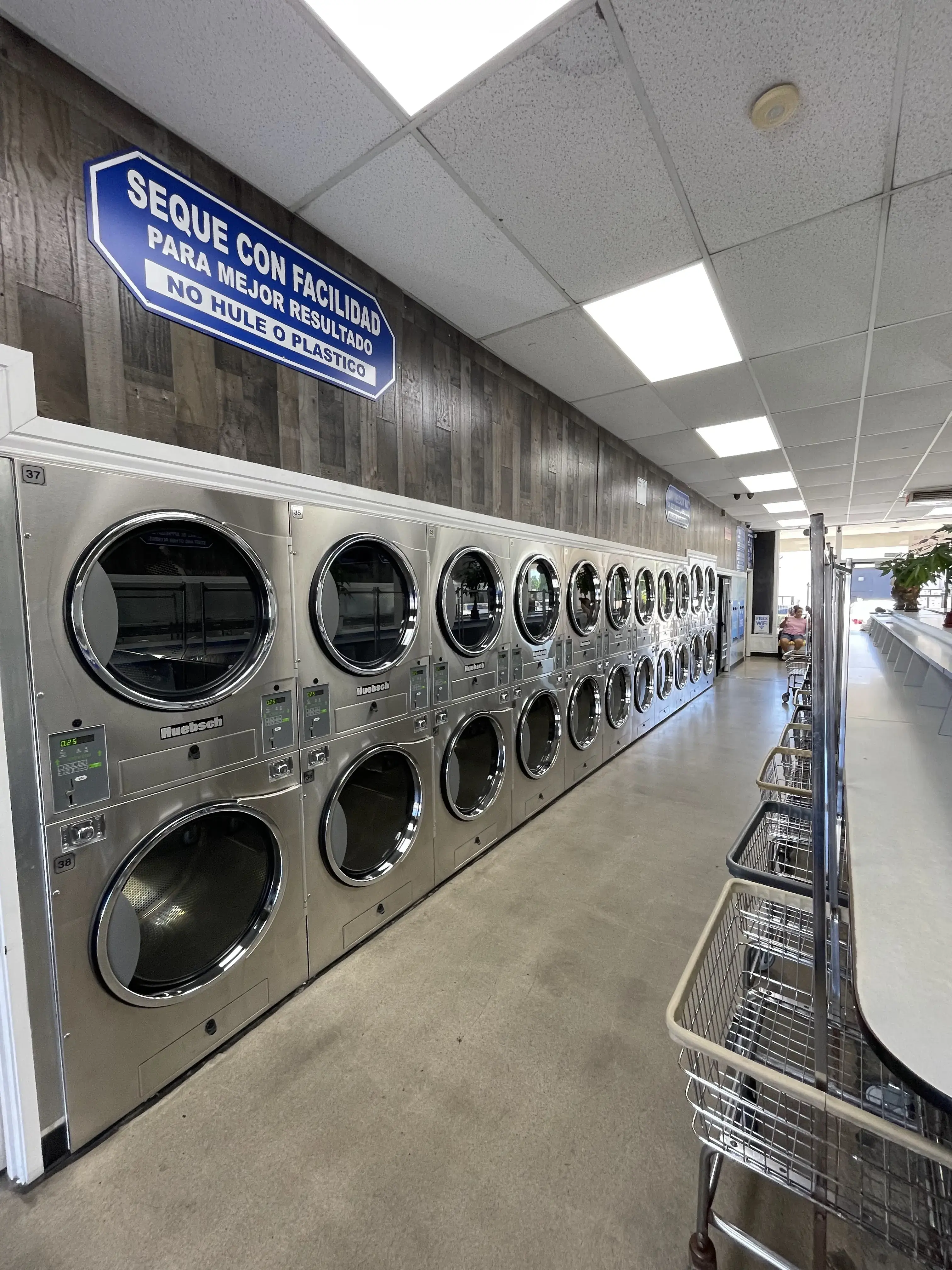 Sparklean Laundry - Image 12