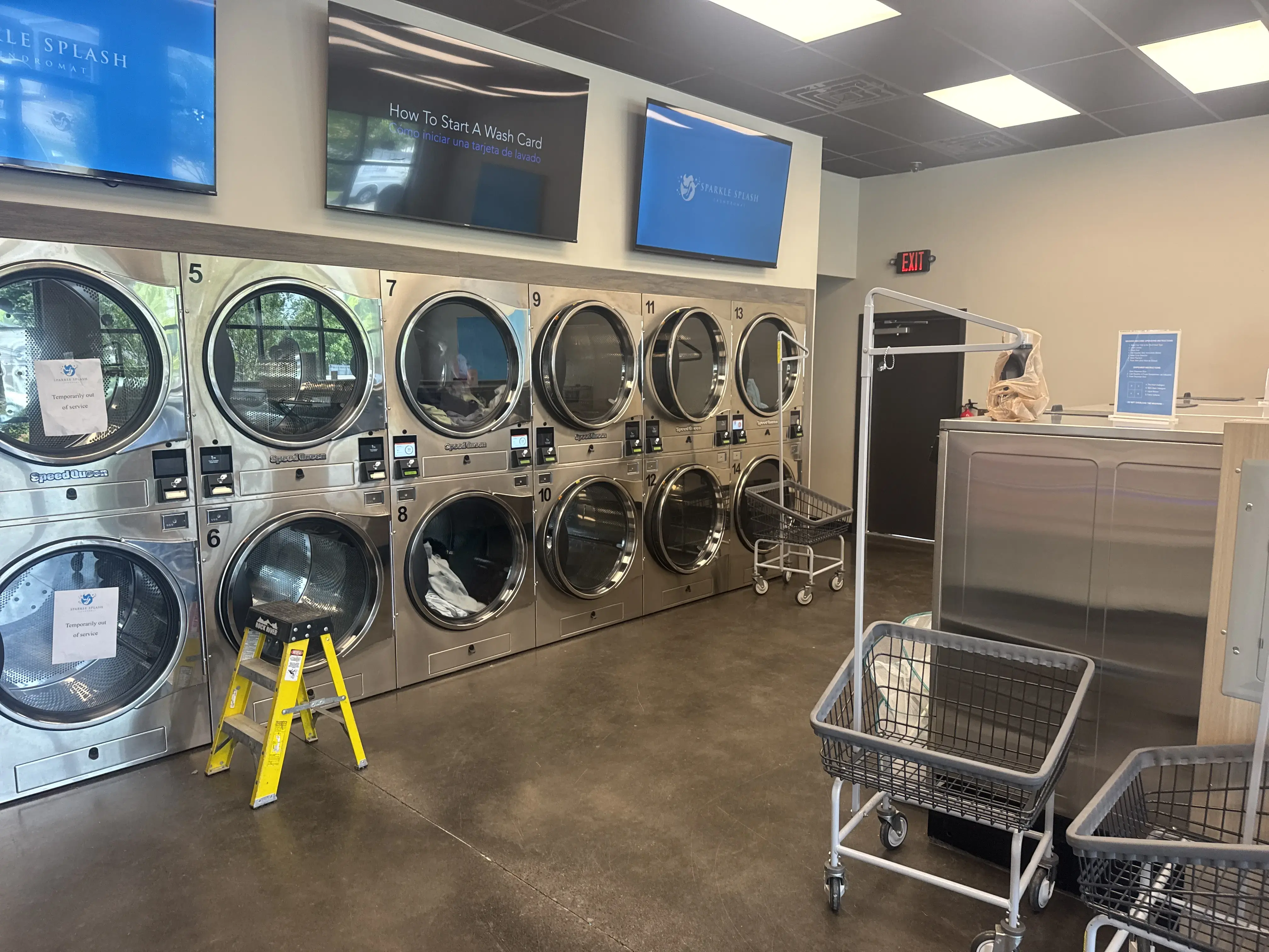 SparkleSplash Laundromat location